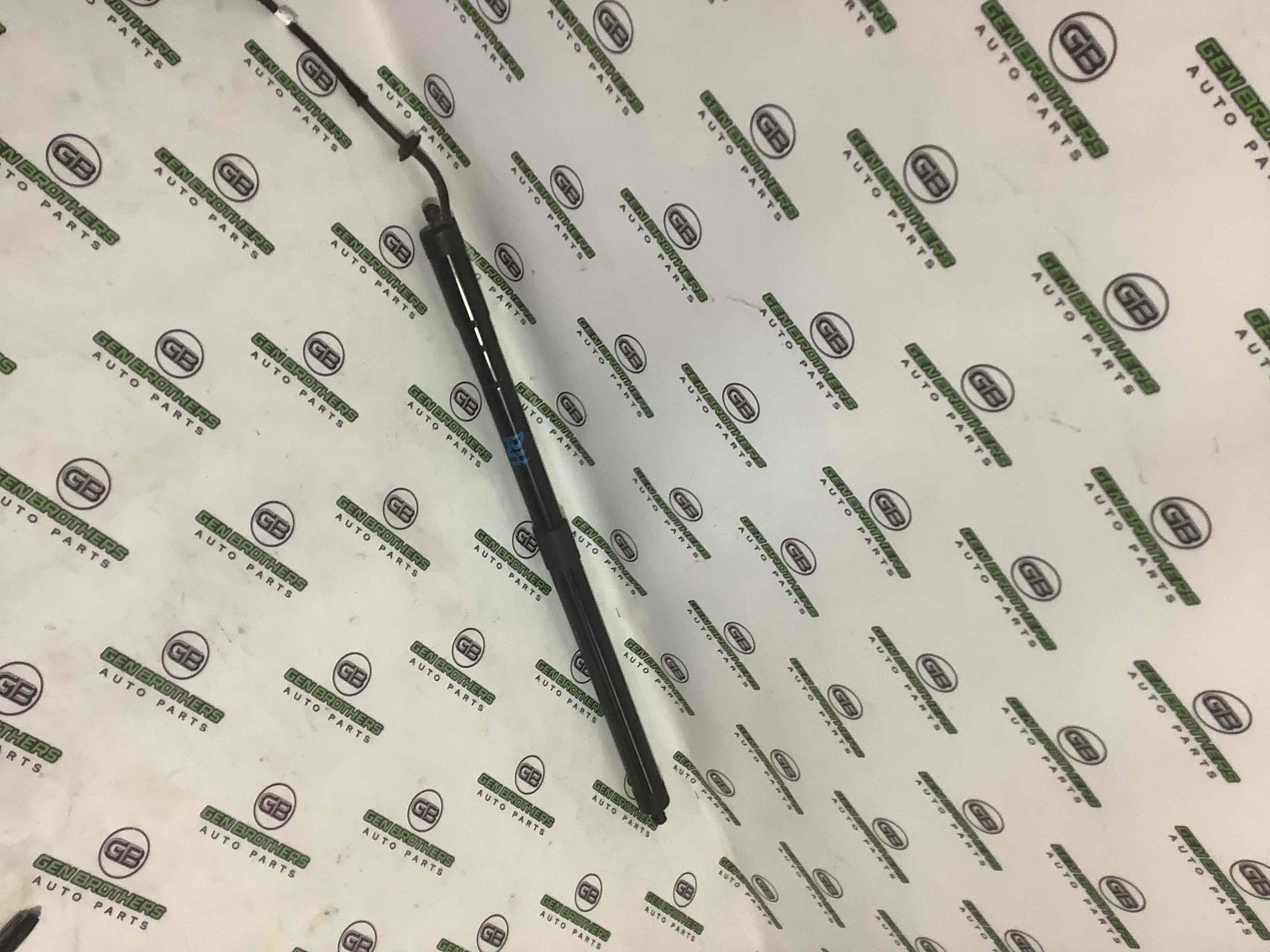 Амортизатор крышки, двери багажника