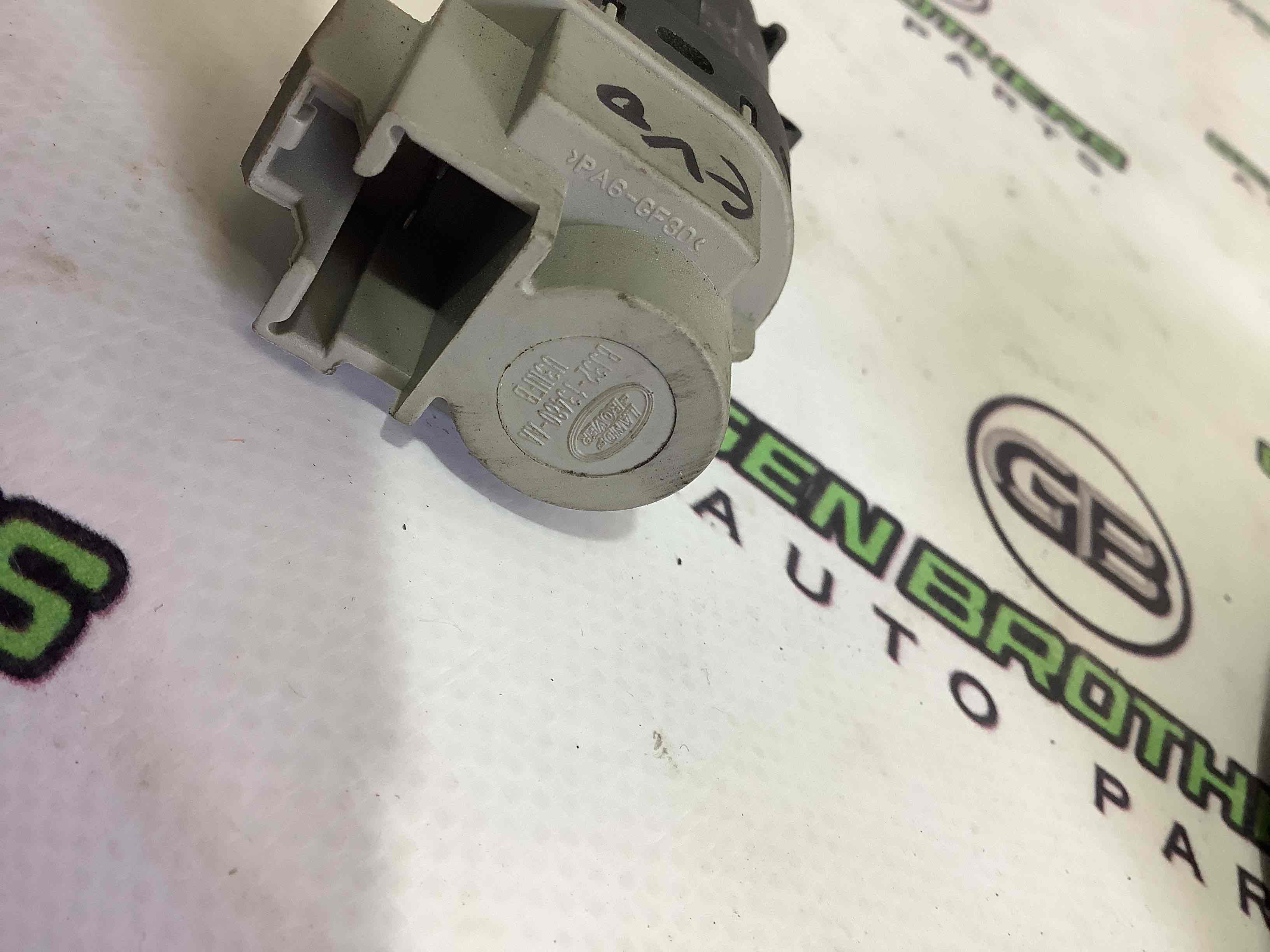 Датчик педали тормоза