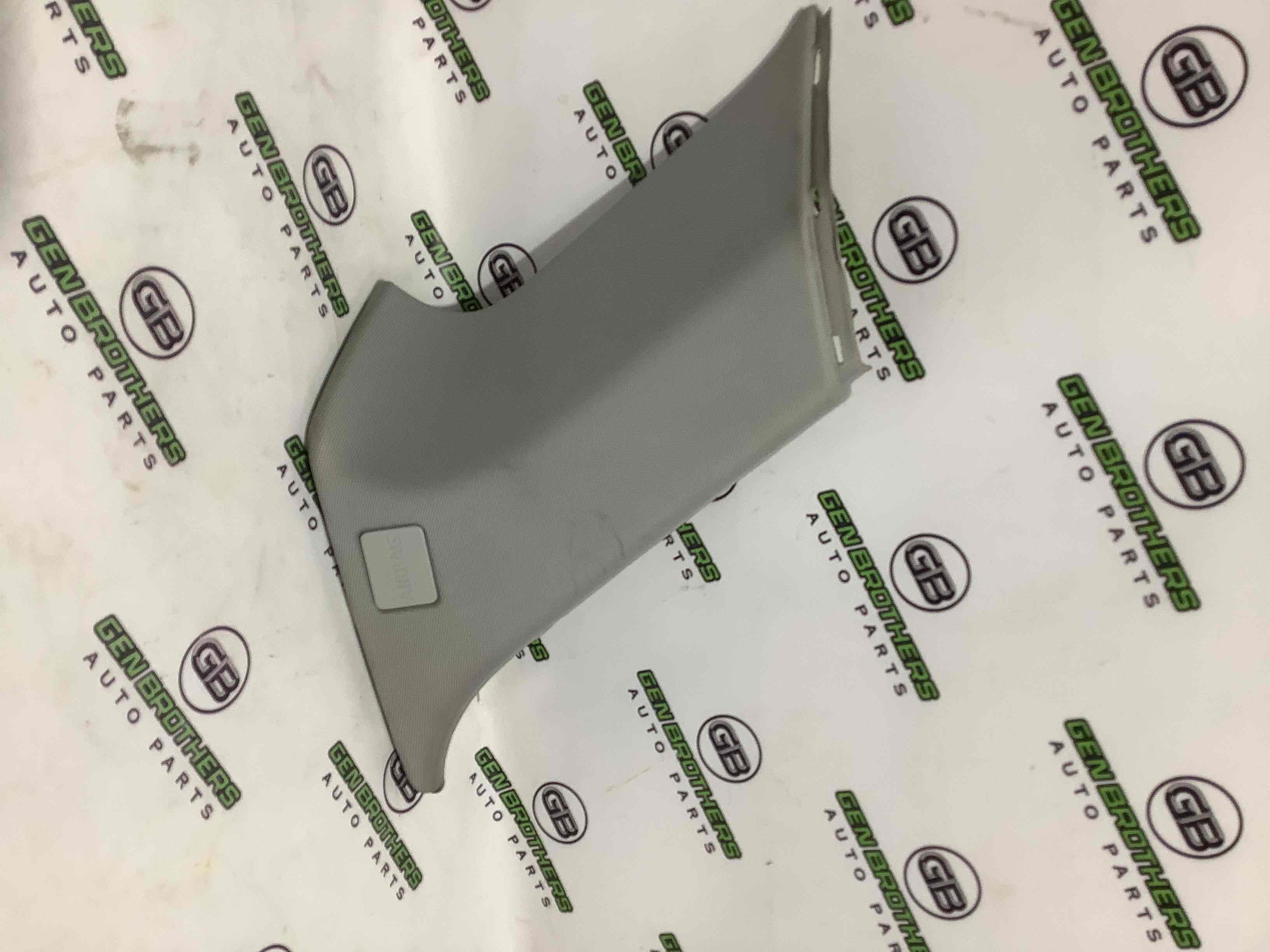 Пластиковые элементы салона