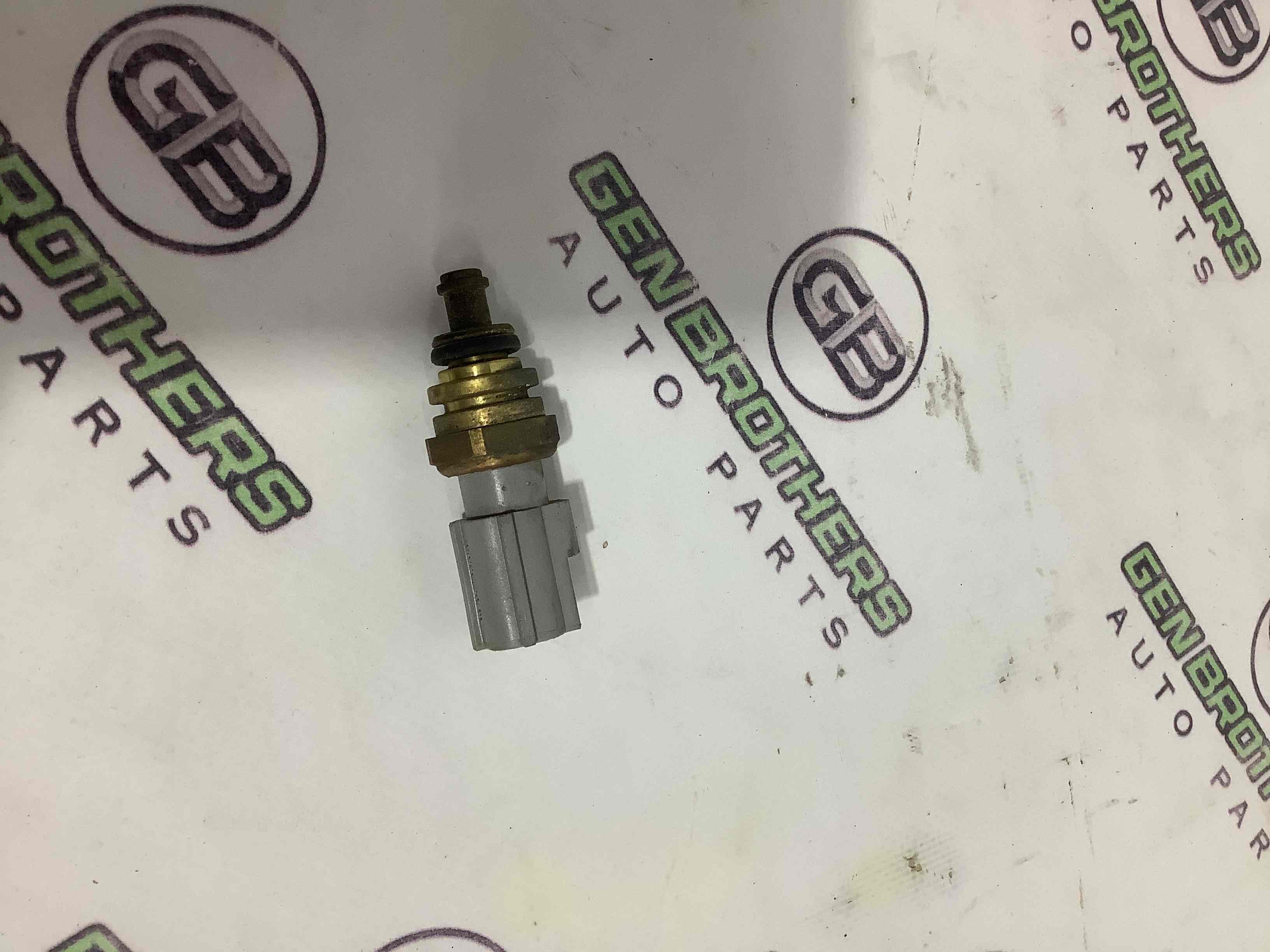 Датчик температуры охлаждающей жидкости