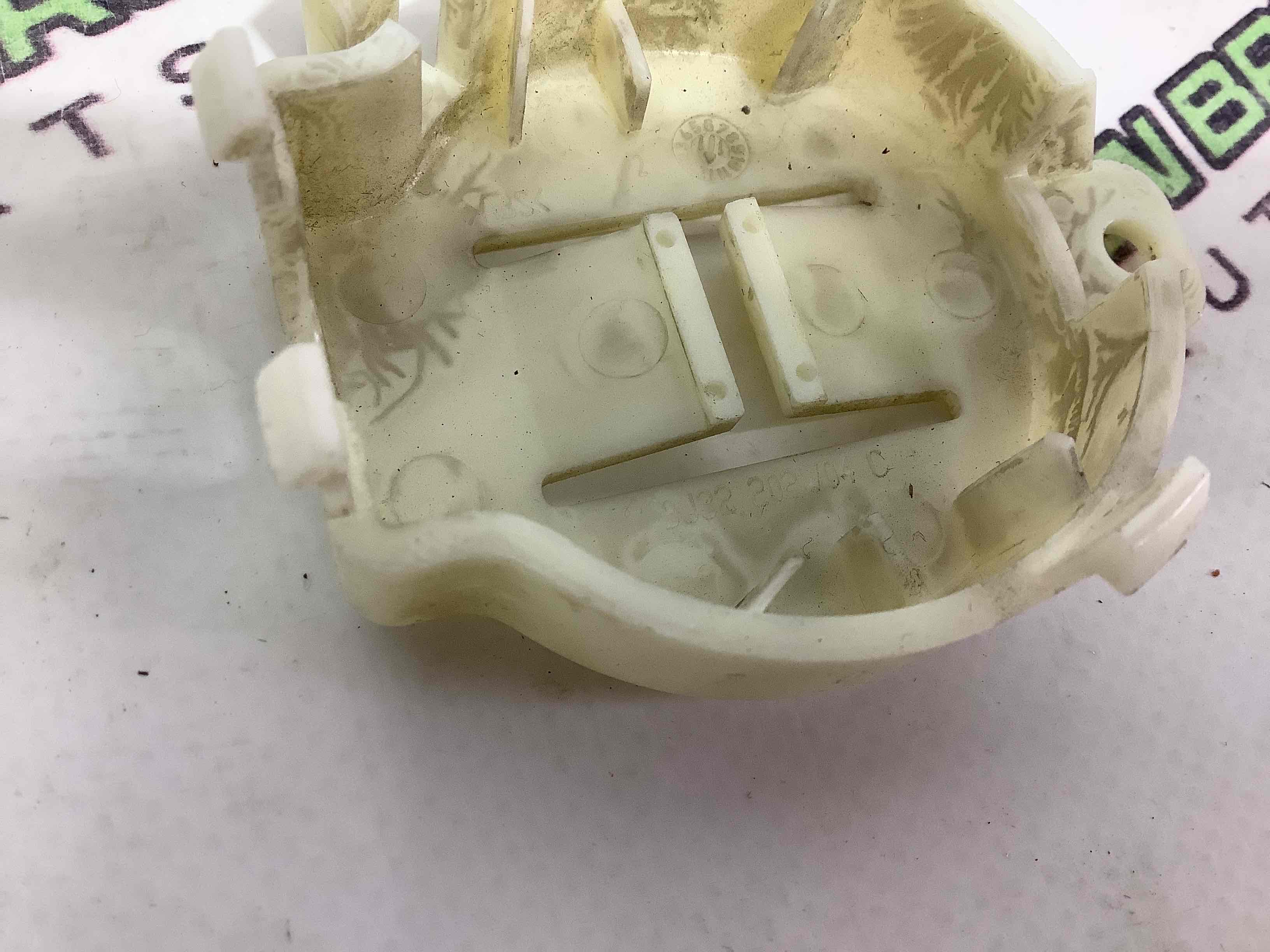 Крепление, кронштейн