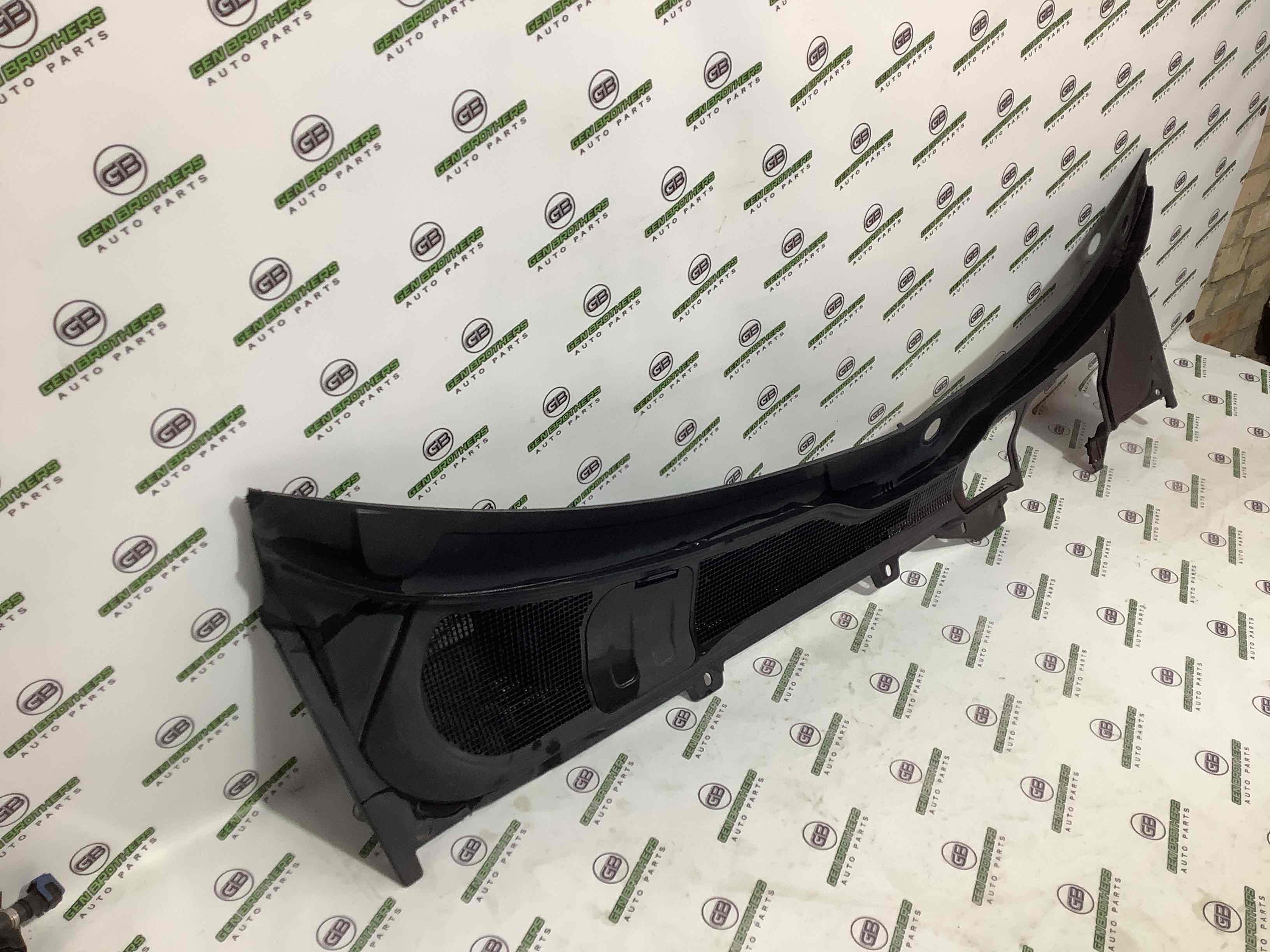 Жабо трапеции дворников, крепление жабо