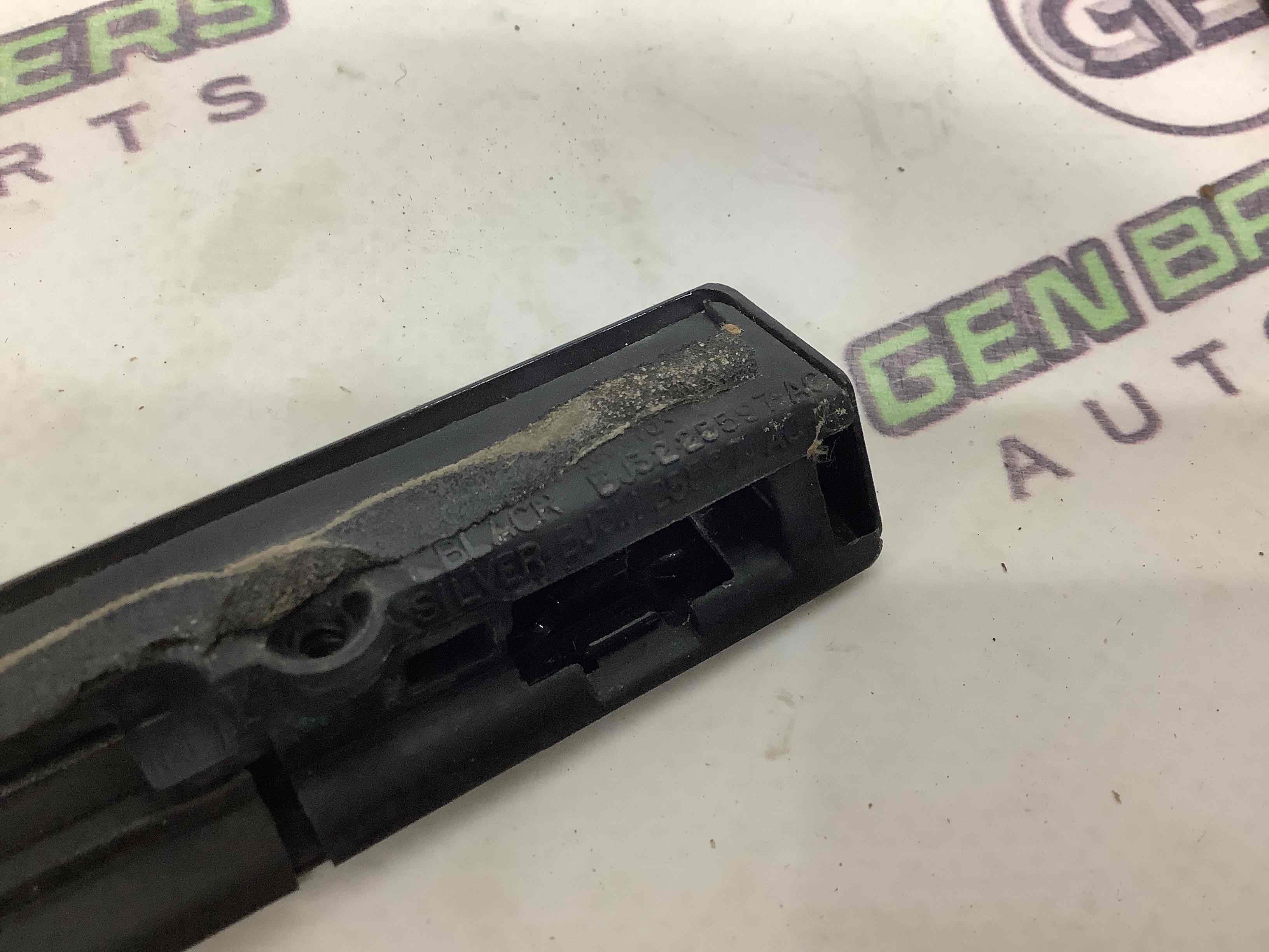 Уплотнитель стекла, двери