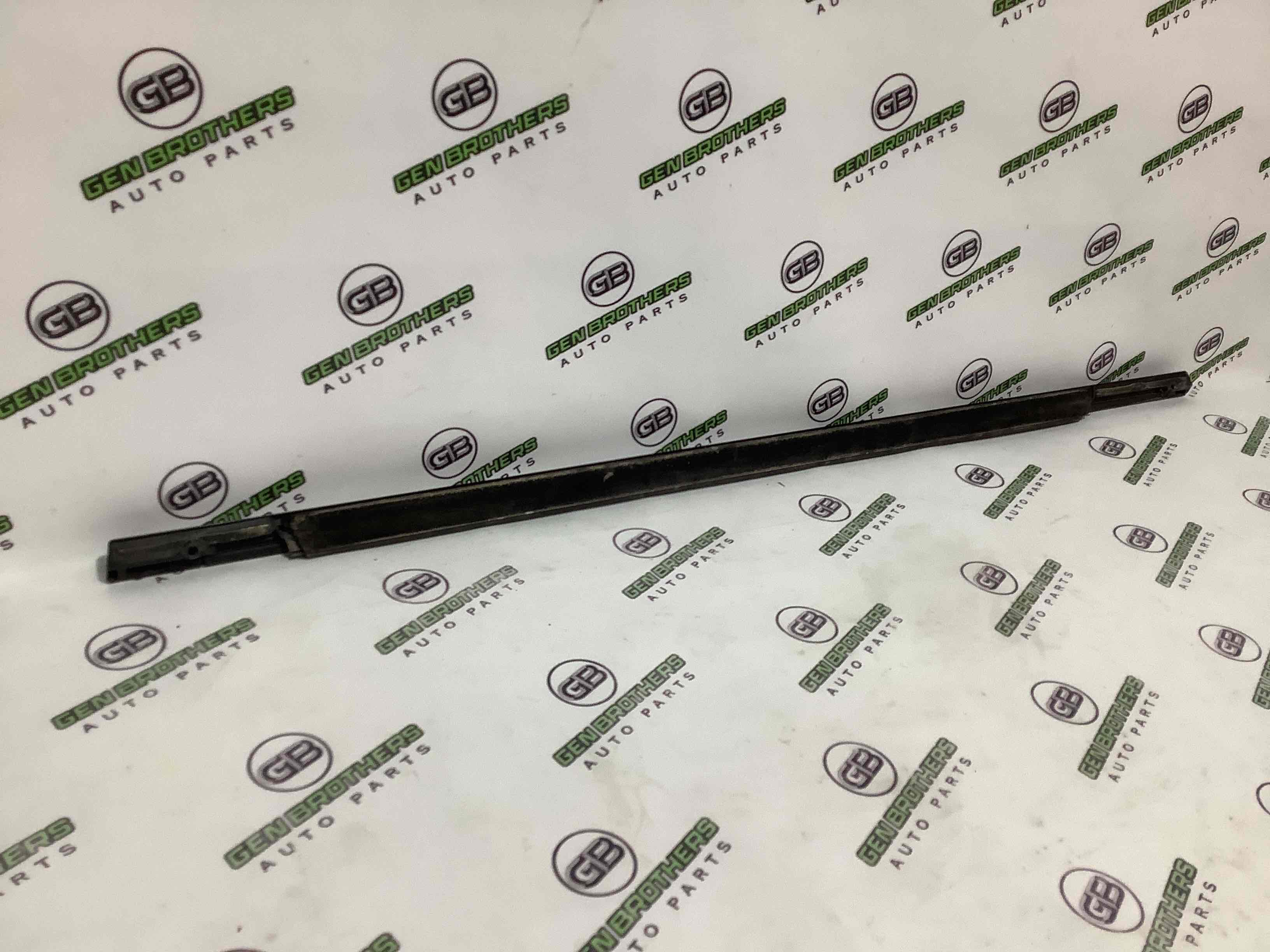 Уплотнитель стекла, двери