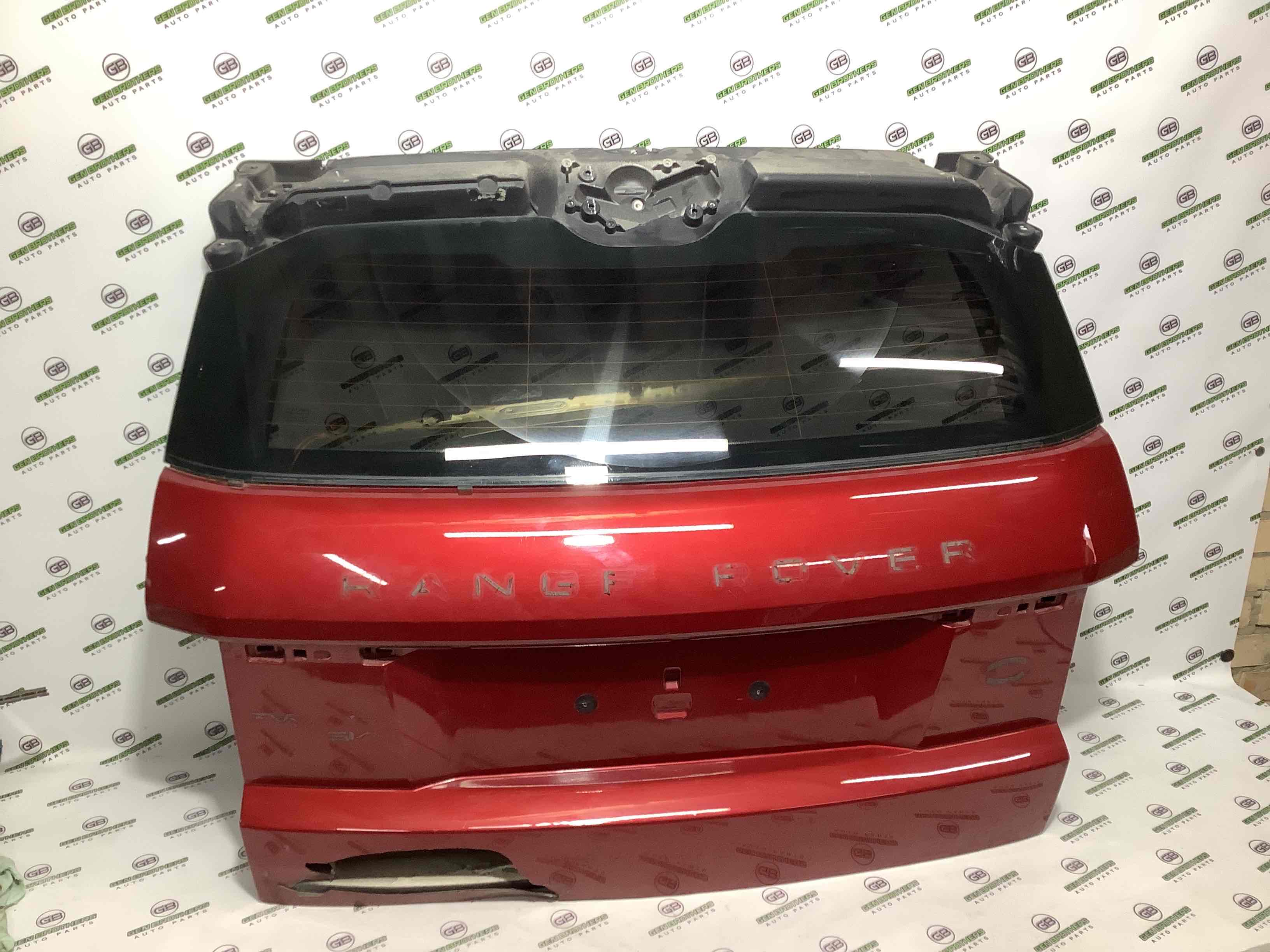 Крышка багажника, дверь багажника