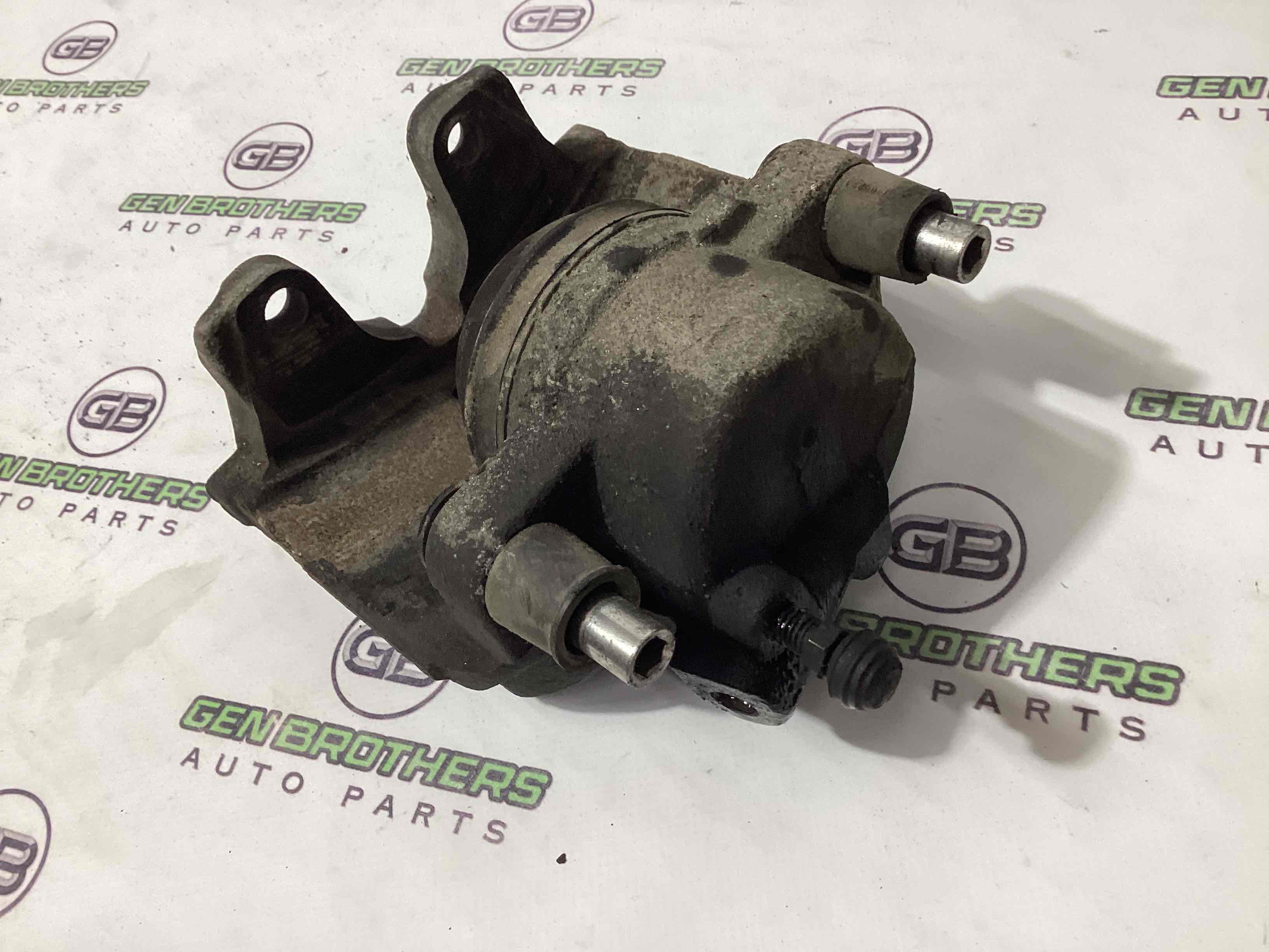 Суппорт передний левый