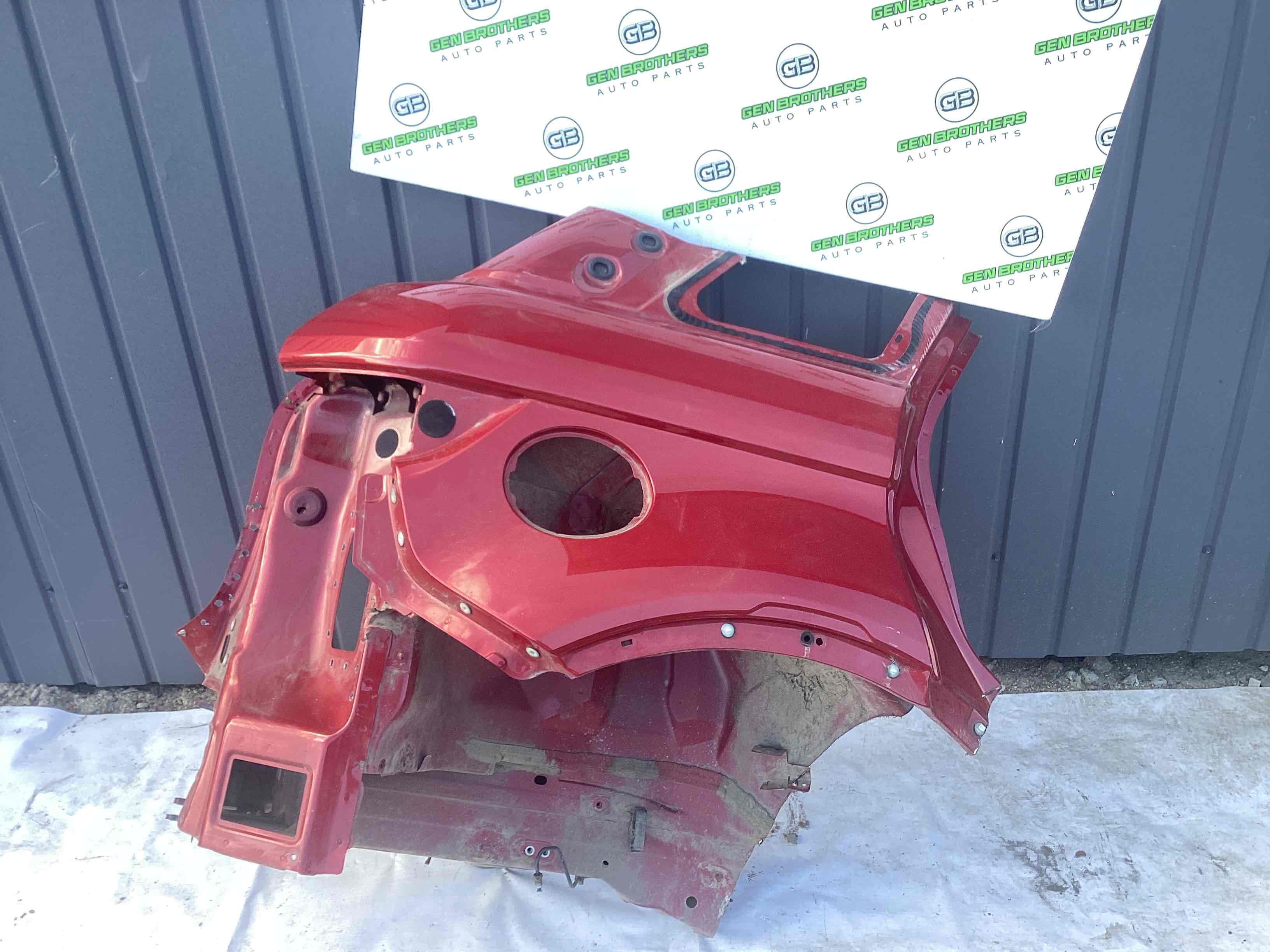 Четверть задняя правая