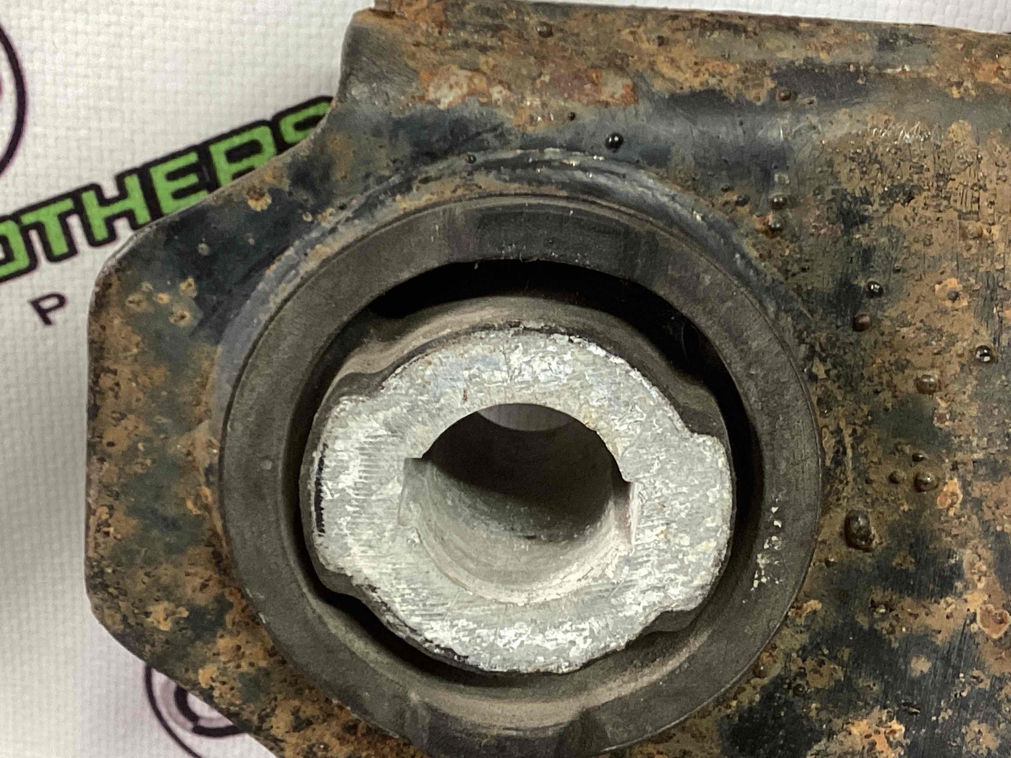 Балка подвески задняя подрамник