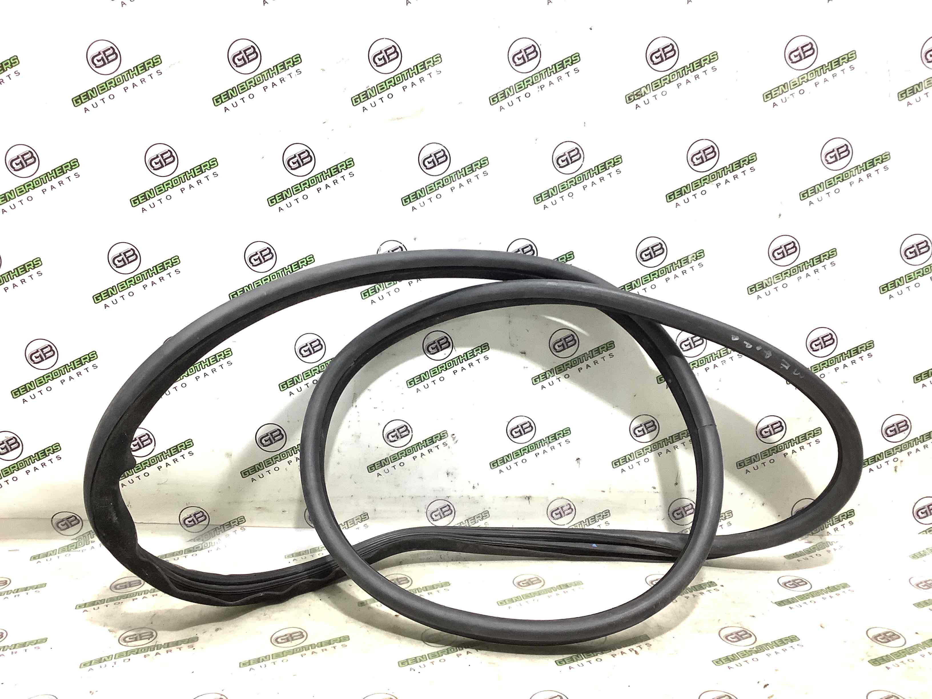 Уплотнитель стекла, двери