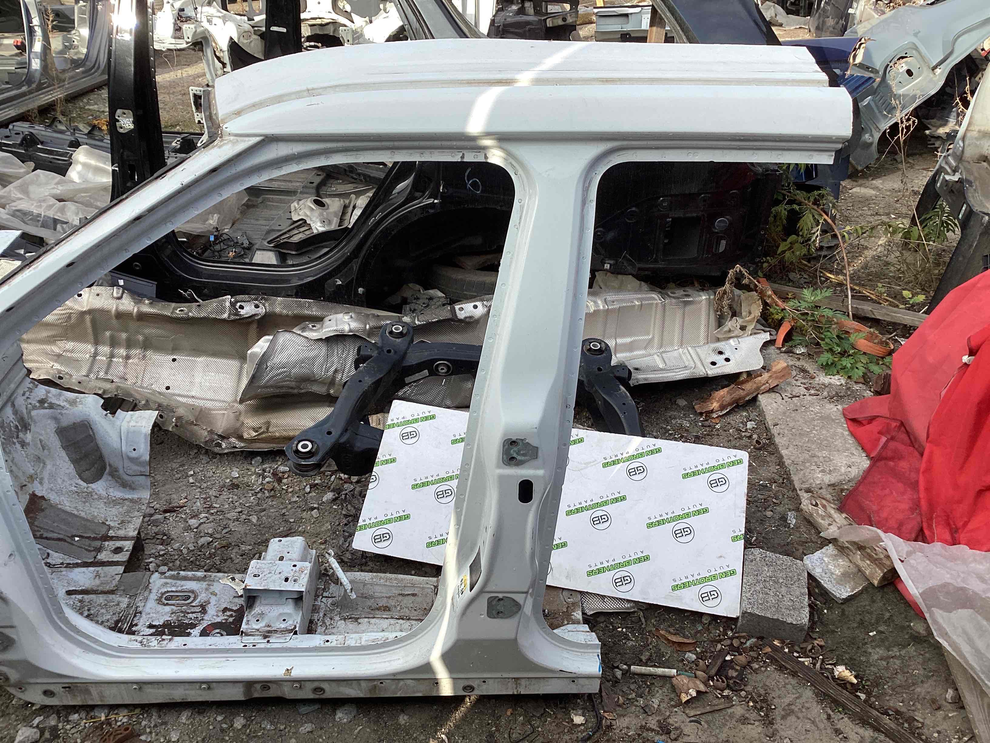 Стойки кузова и пороги