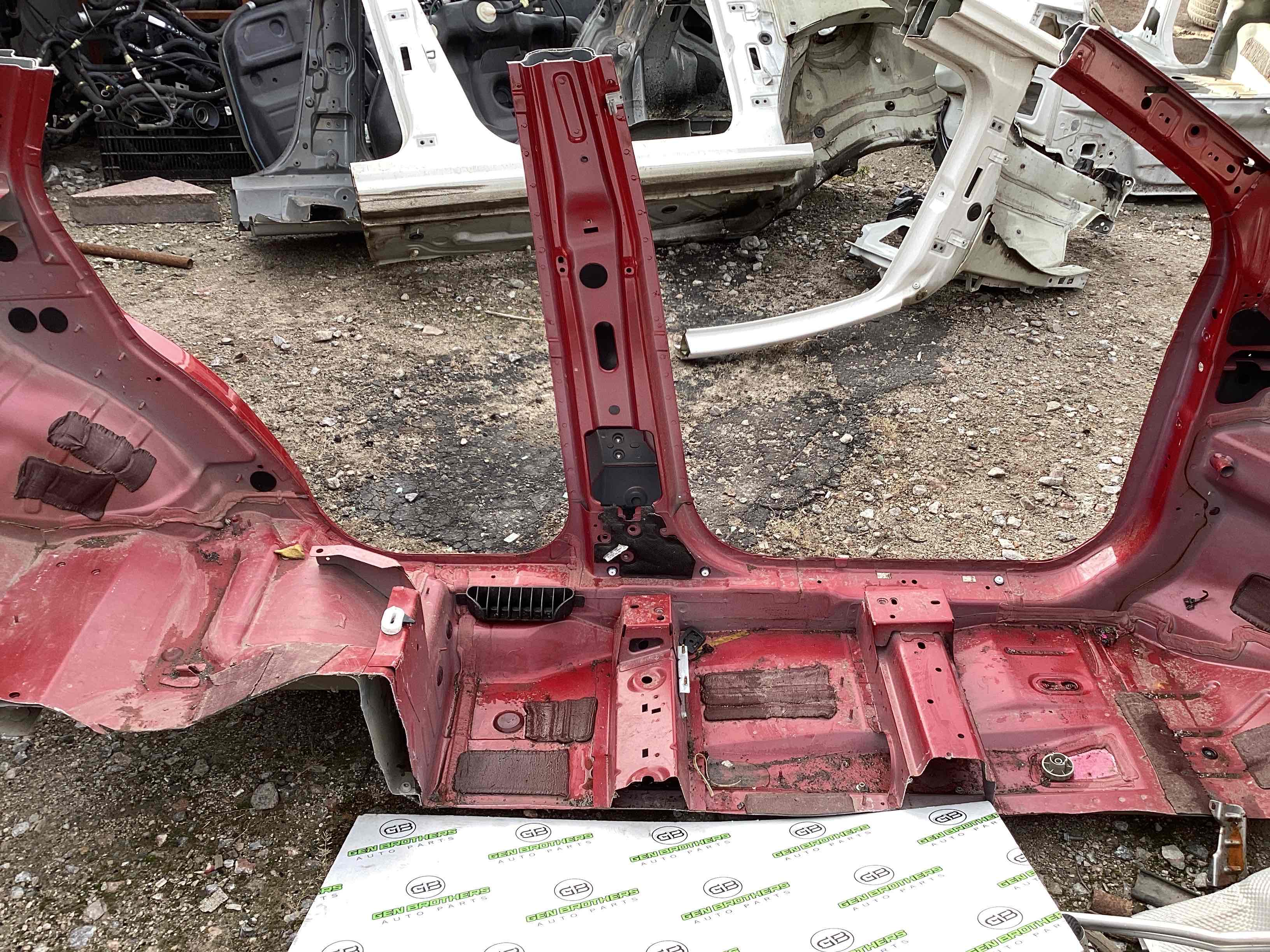 Стойки кузова и пороги