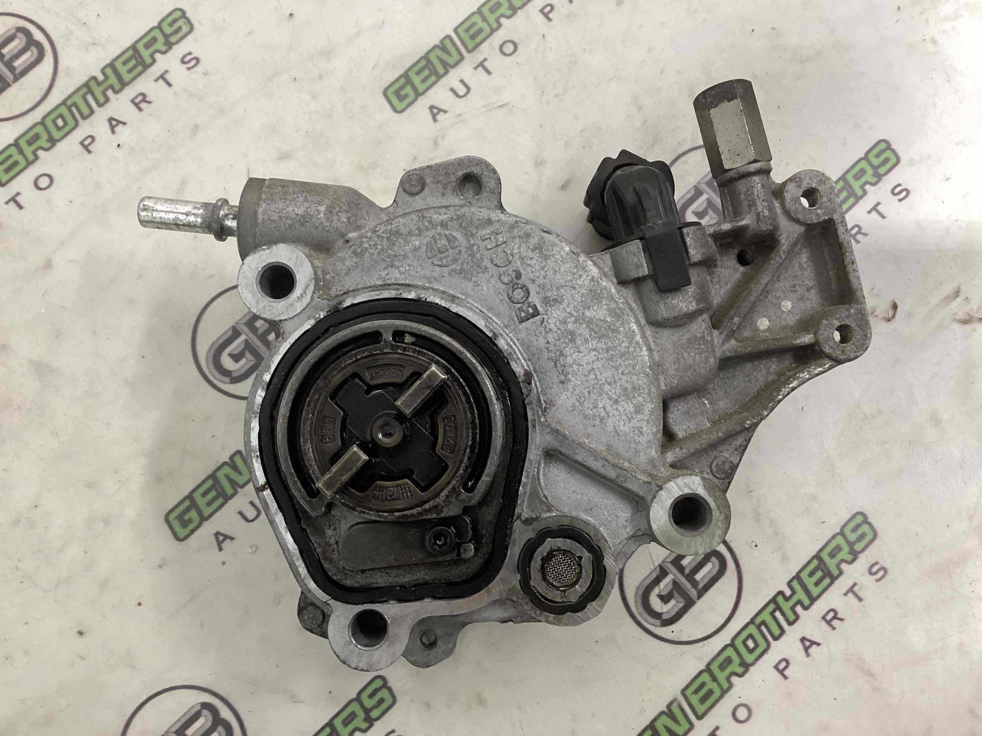 Насос вакуумный