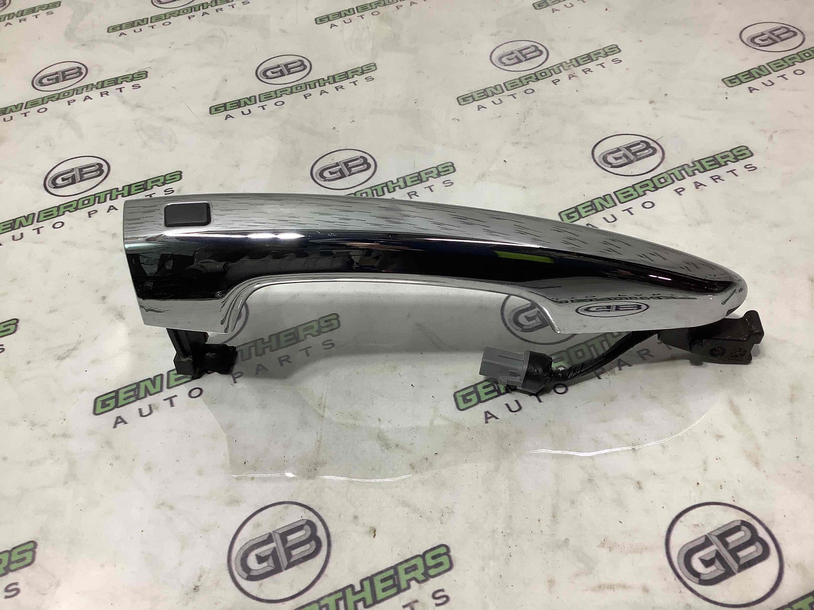 Ручка двері зовнішня