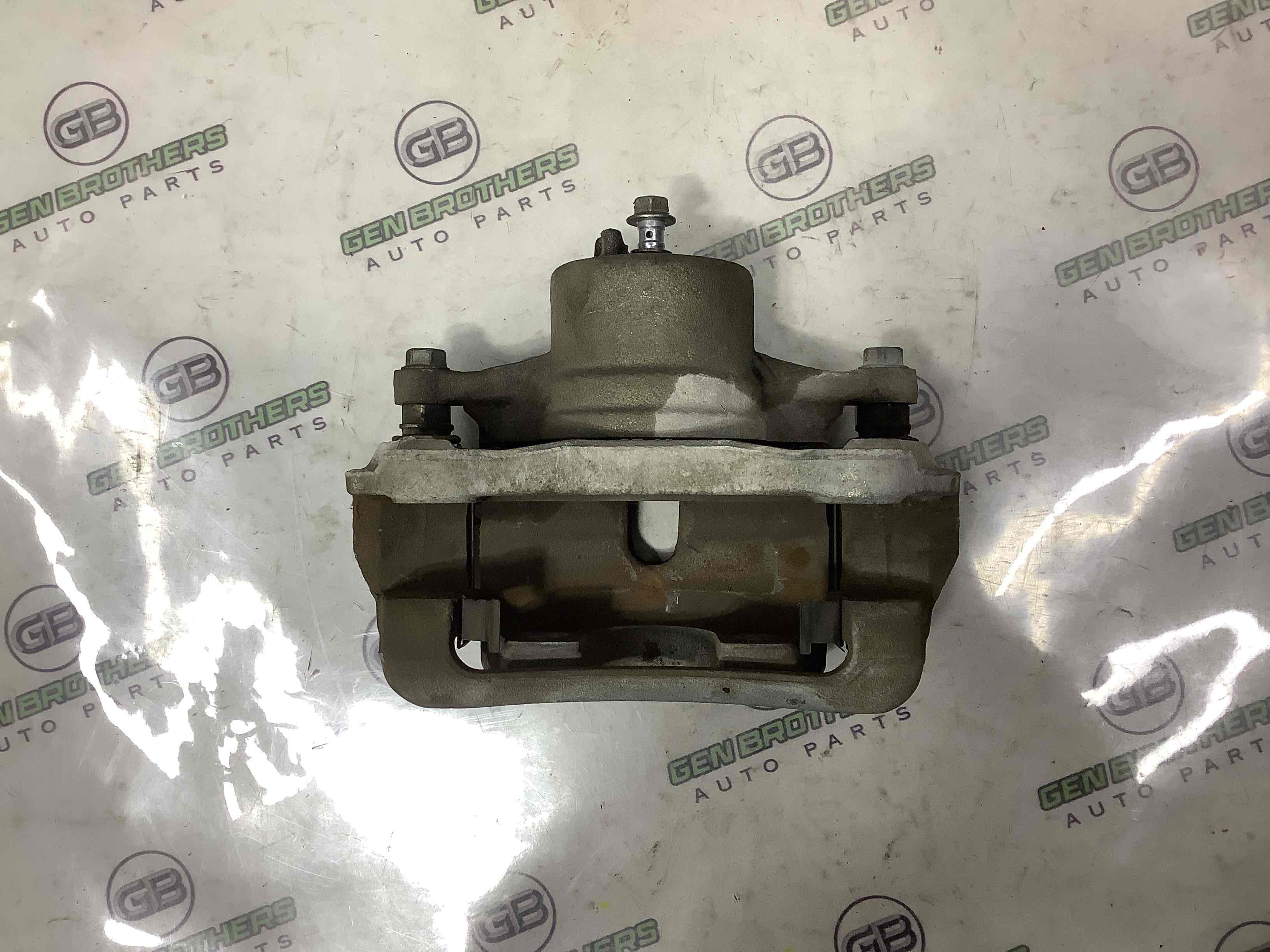 Супорт передній правий