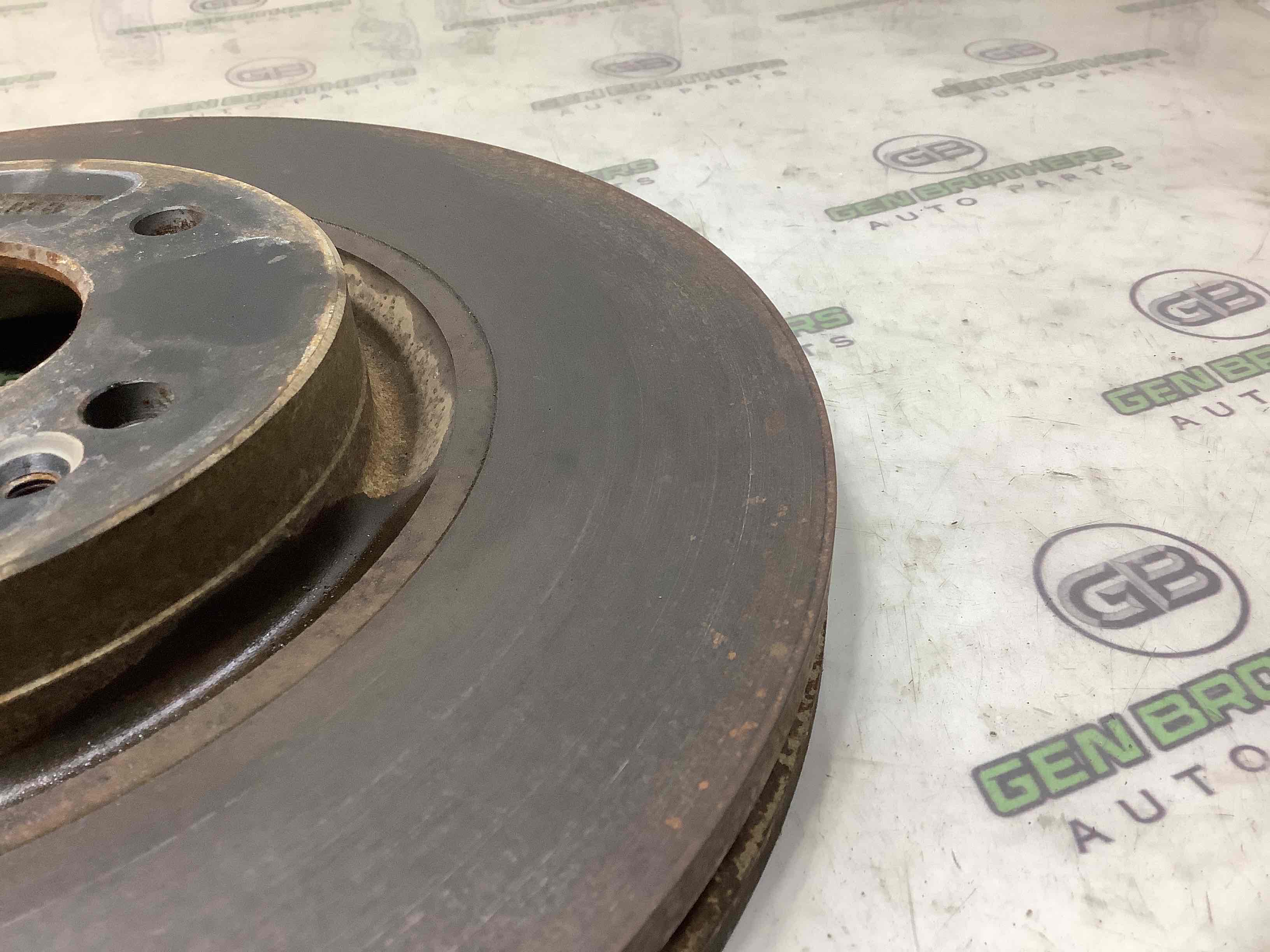 Гальмівний диск передній