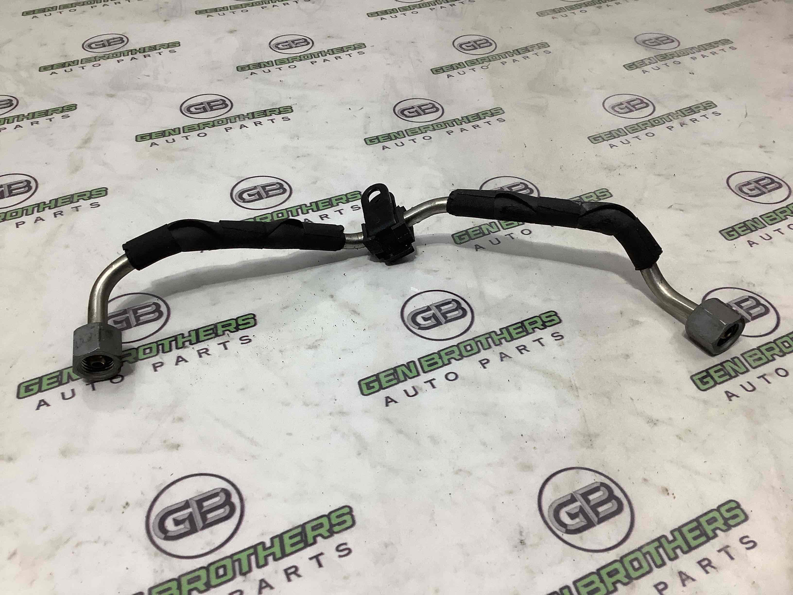 Трубка паливна