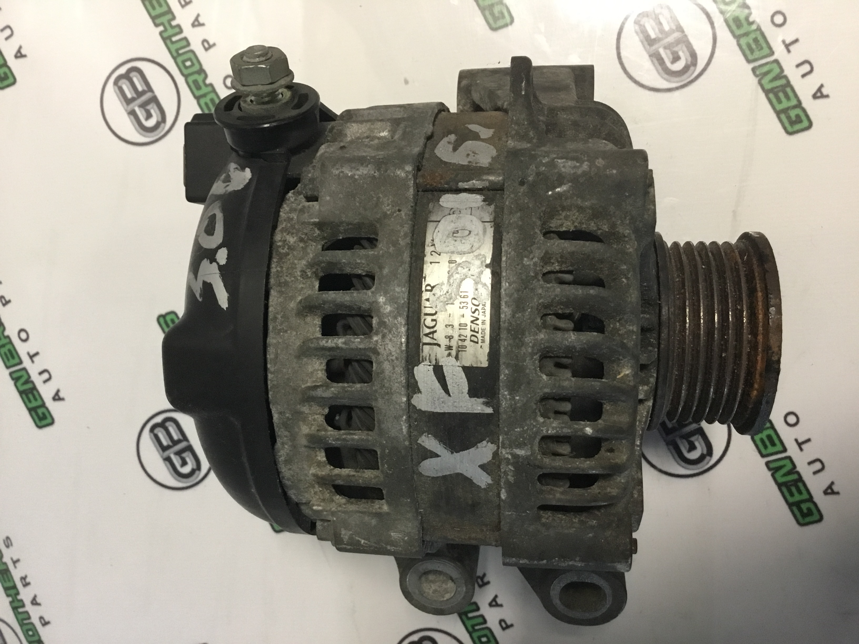 Генератор, кронштейн генератора