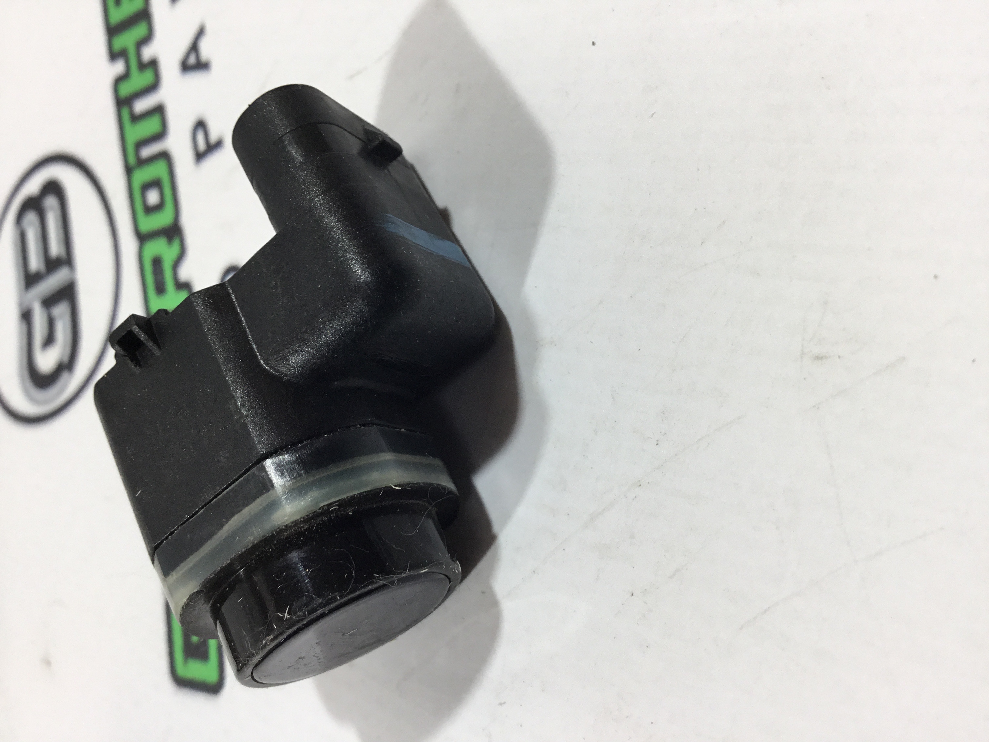 Парктронік, кріплення, корпус