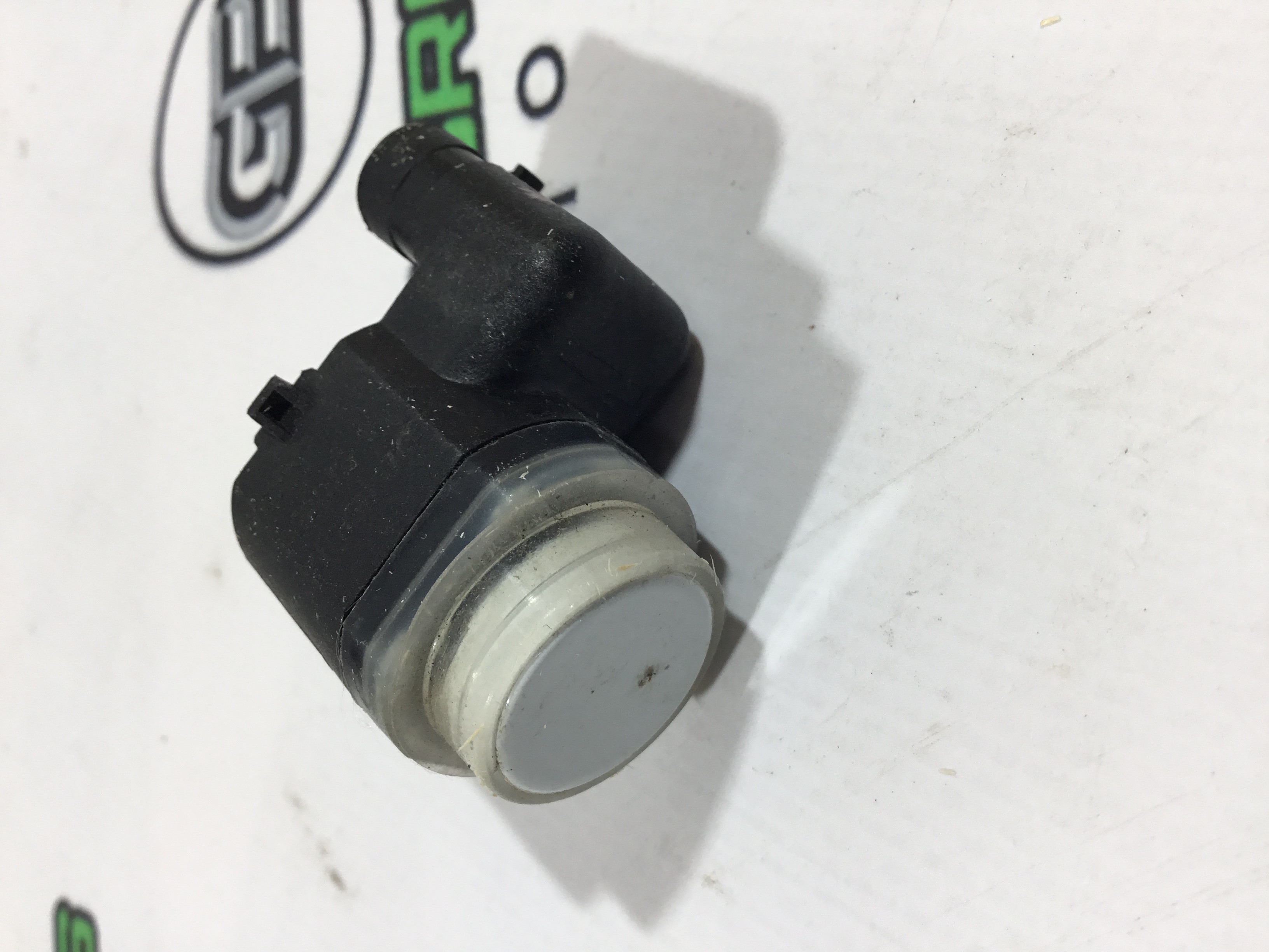 Парктронік, кріплення, корпус