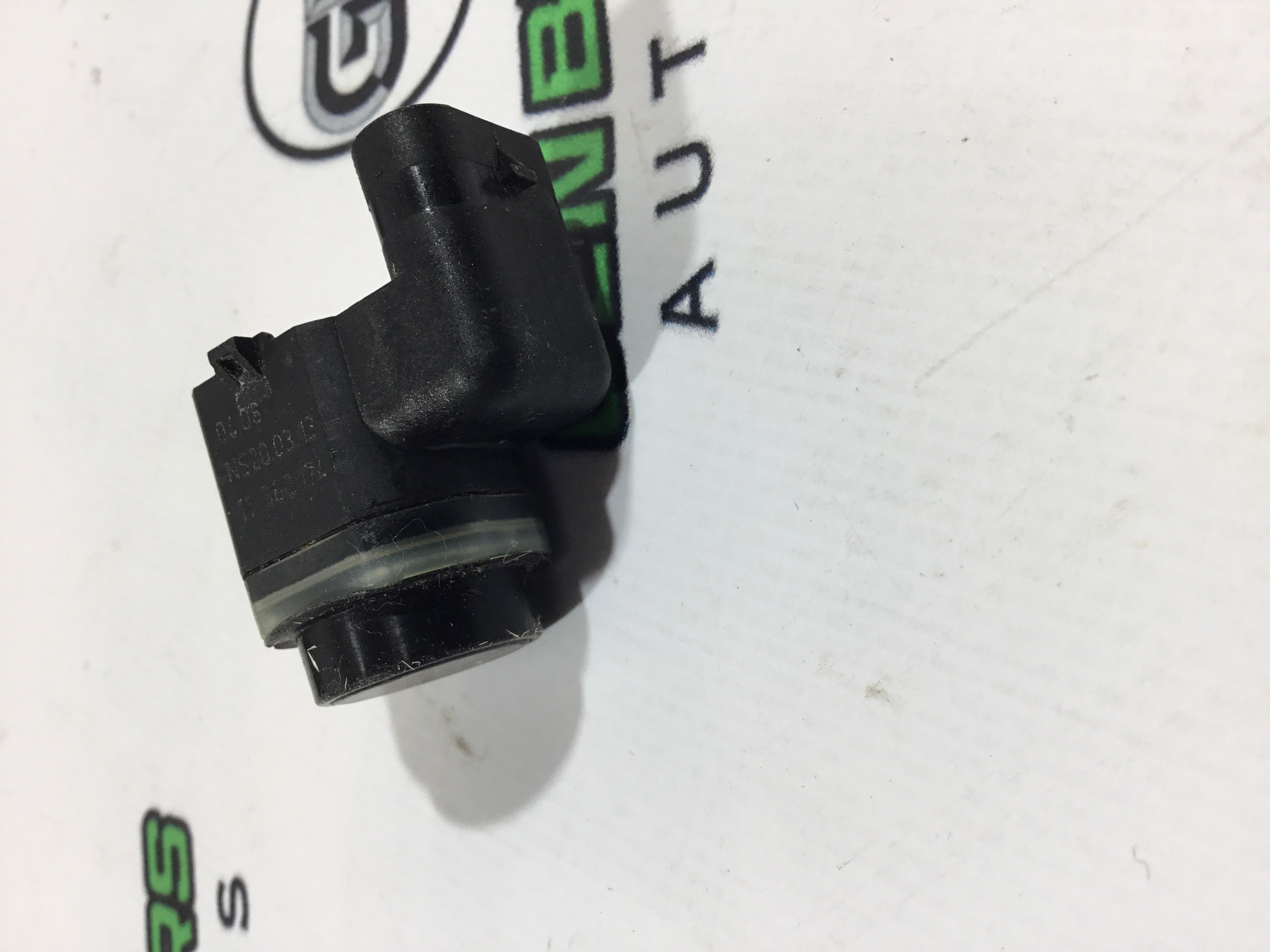 Парктронік, кріплення, корпус