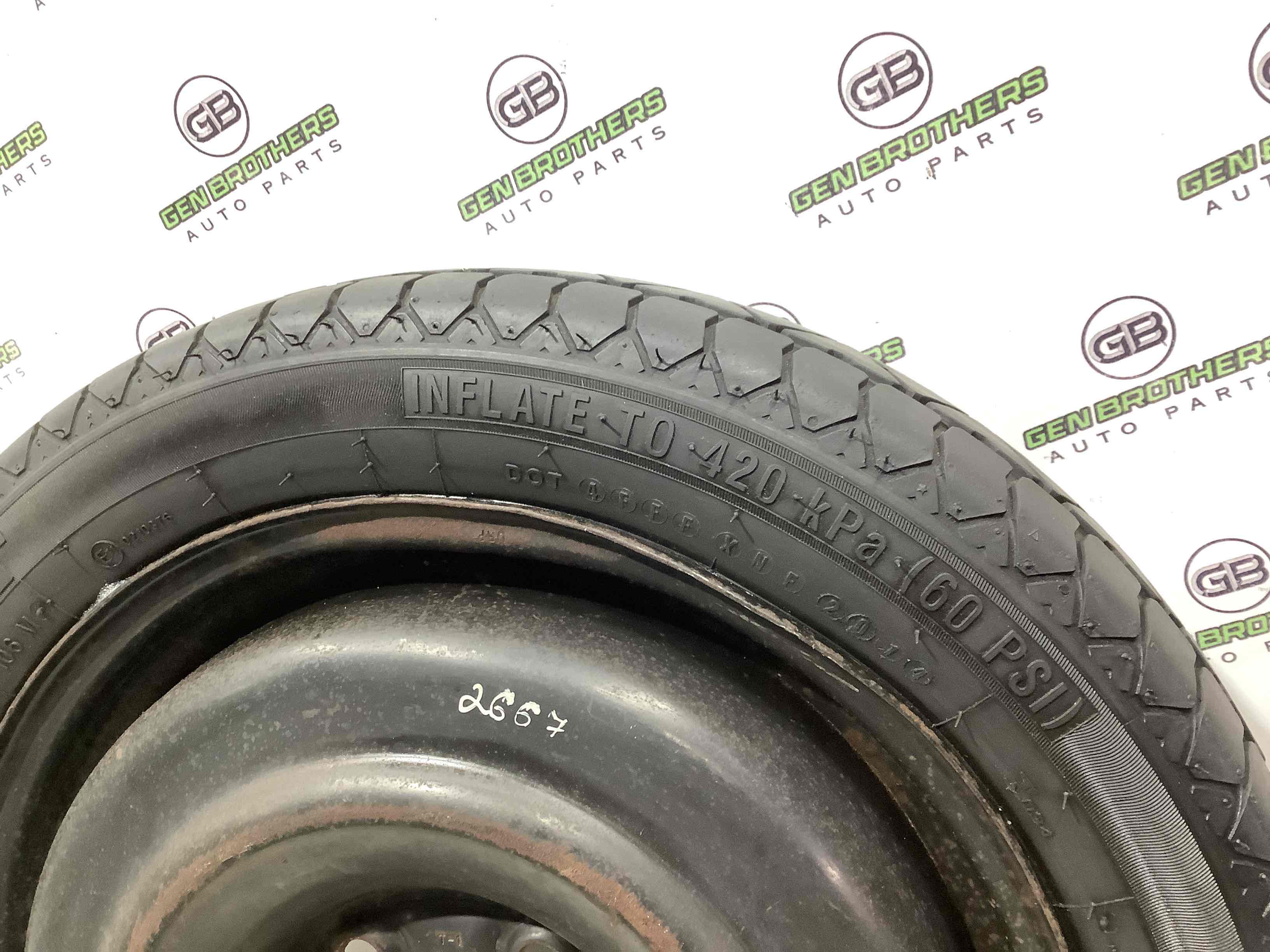 Колесо запасное, держатель, кронштейн, обшивка