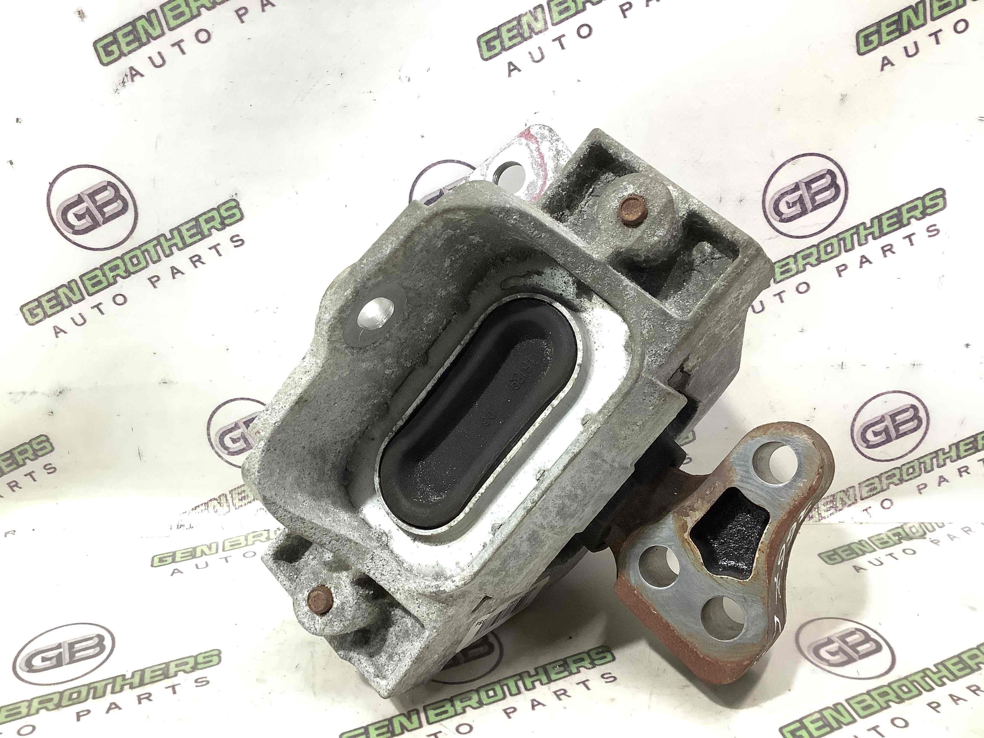 Подушка крепления двигателя