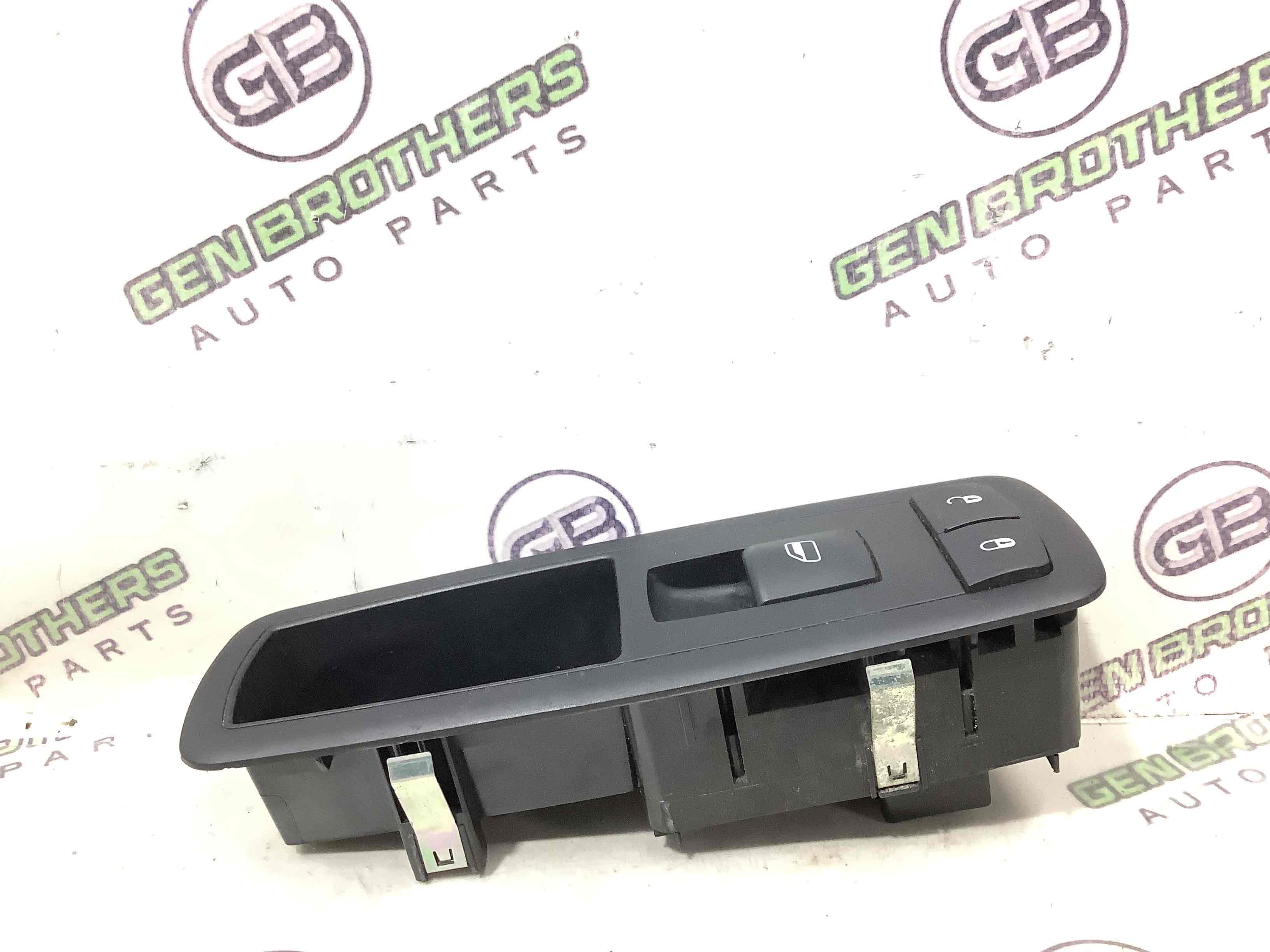 Кнопки управления стеклоподъемниками