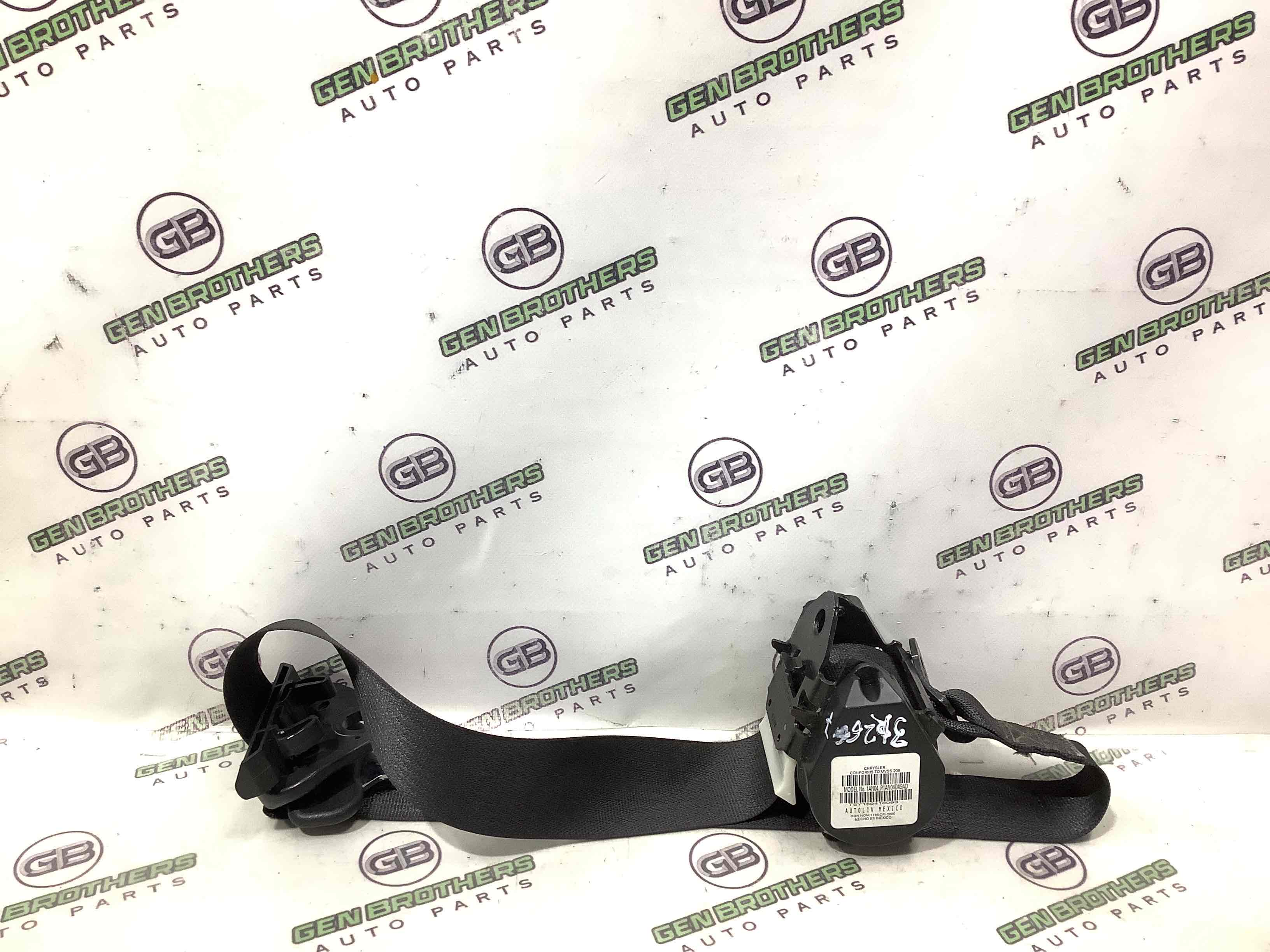 Ремень безопасности