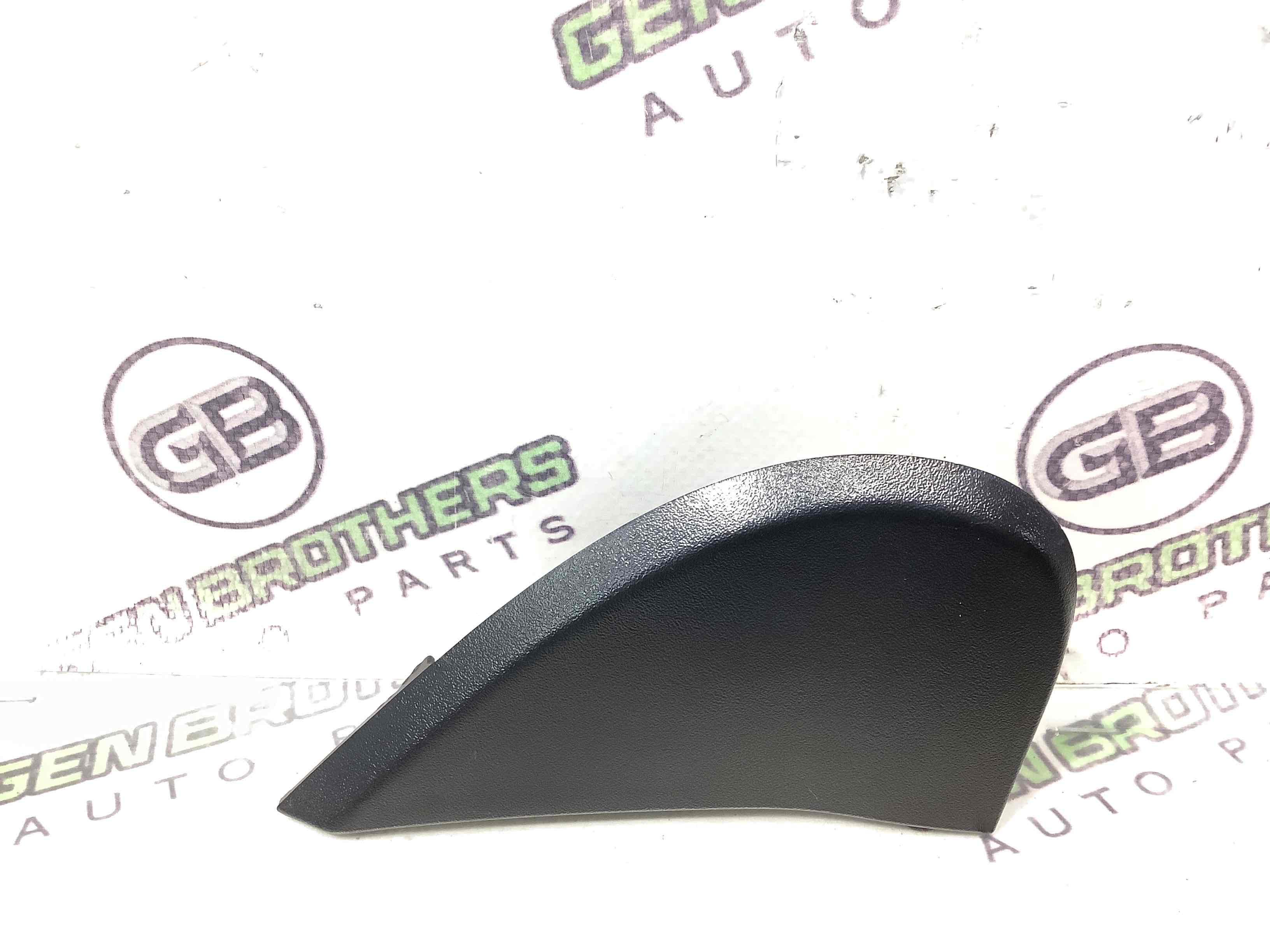 Молдинг крылья, играть и жабры крылья