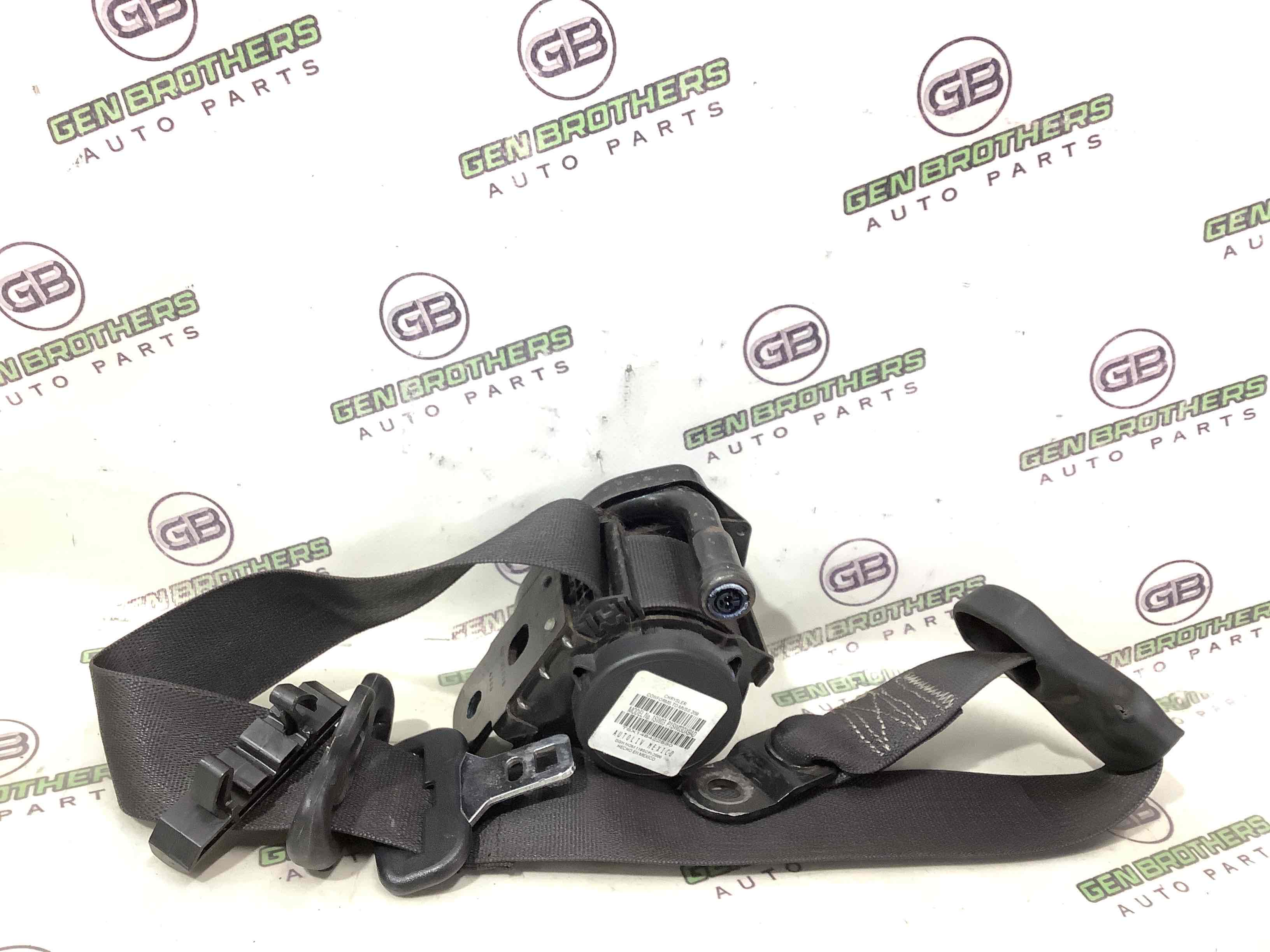 Ремень безопасности