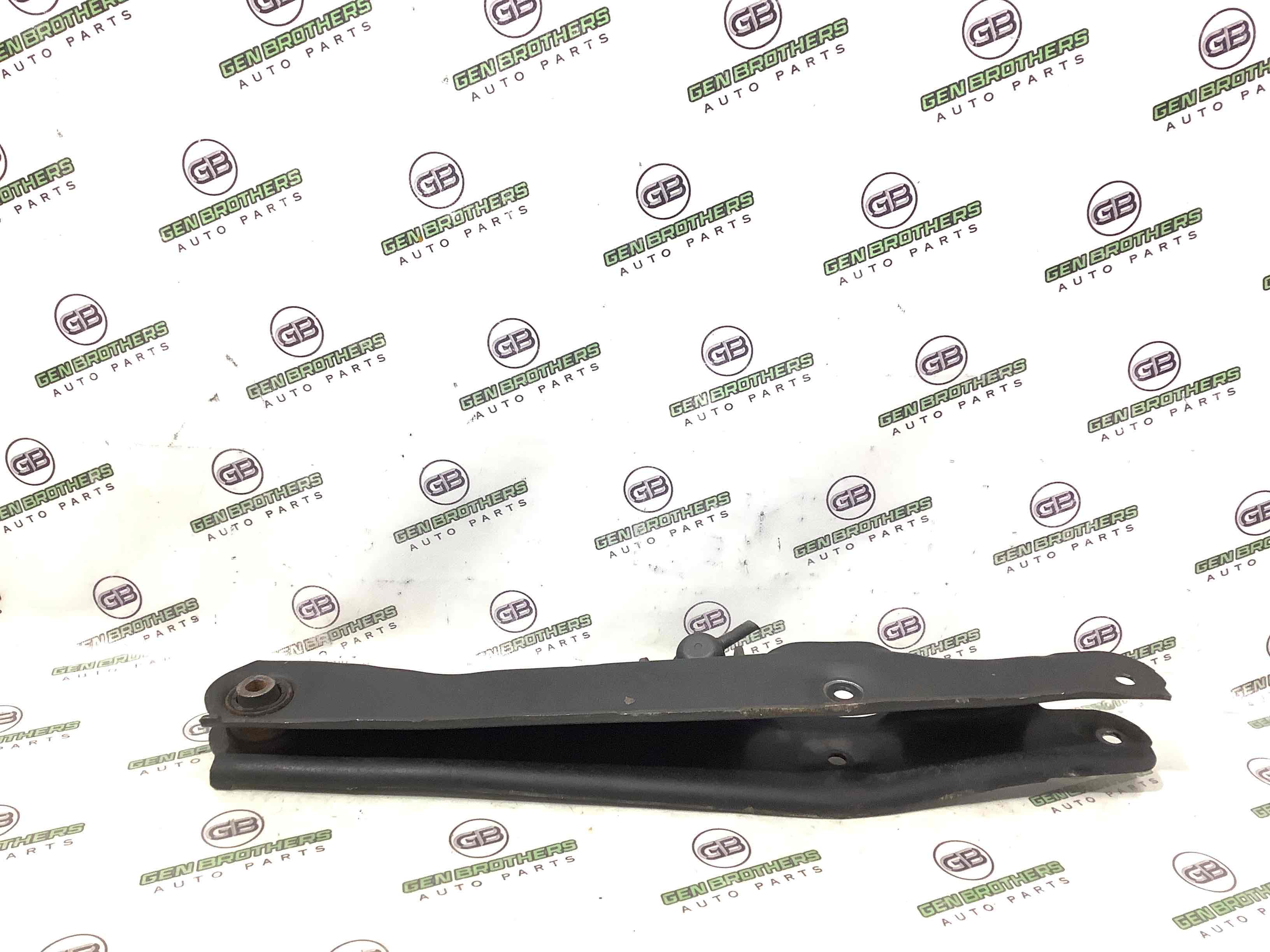 Рычаг задний левый