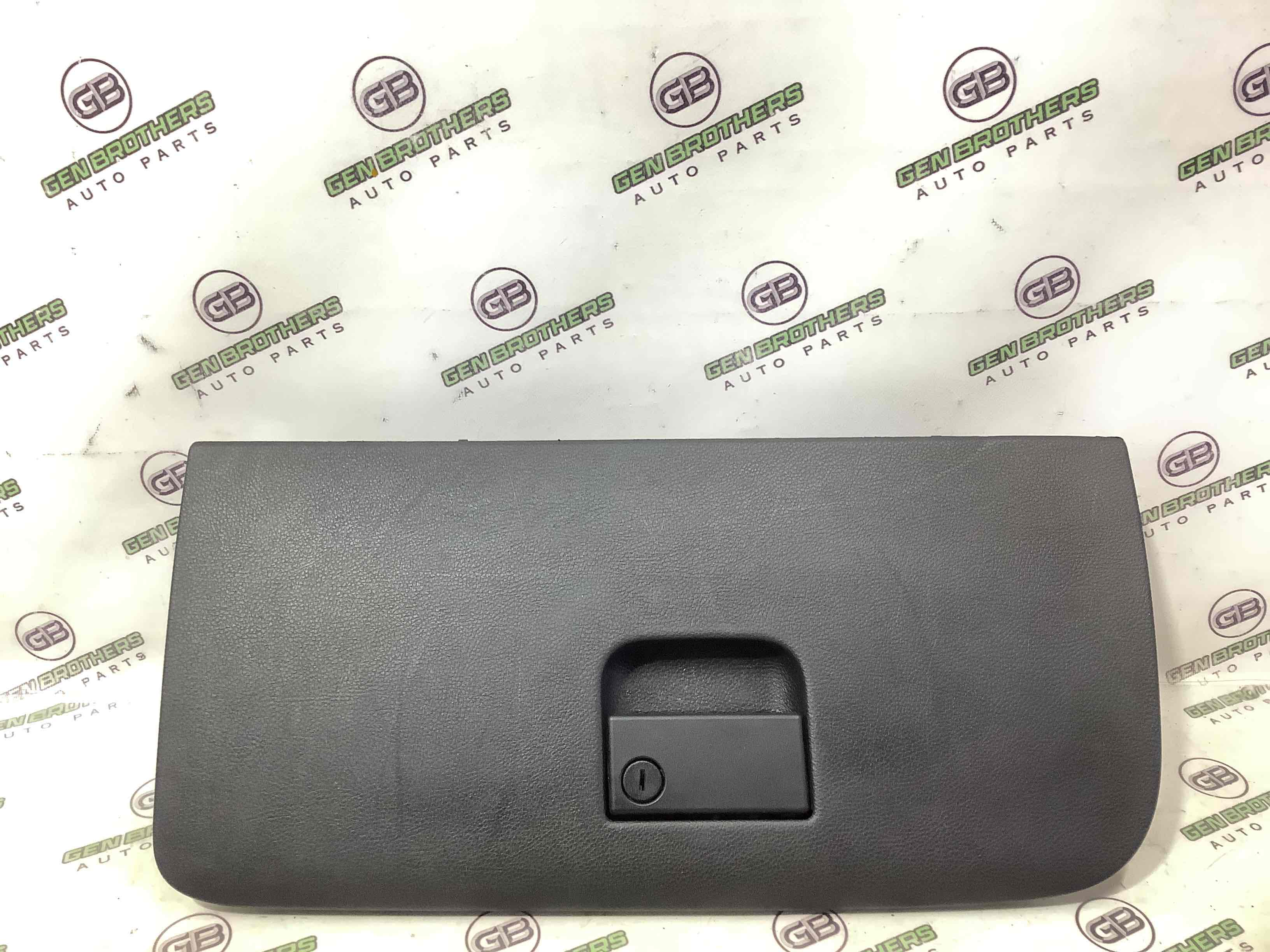 Бардачок замок бардачка, подстаканник, ящик