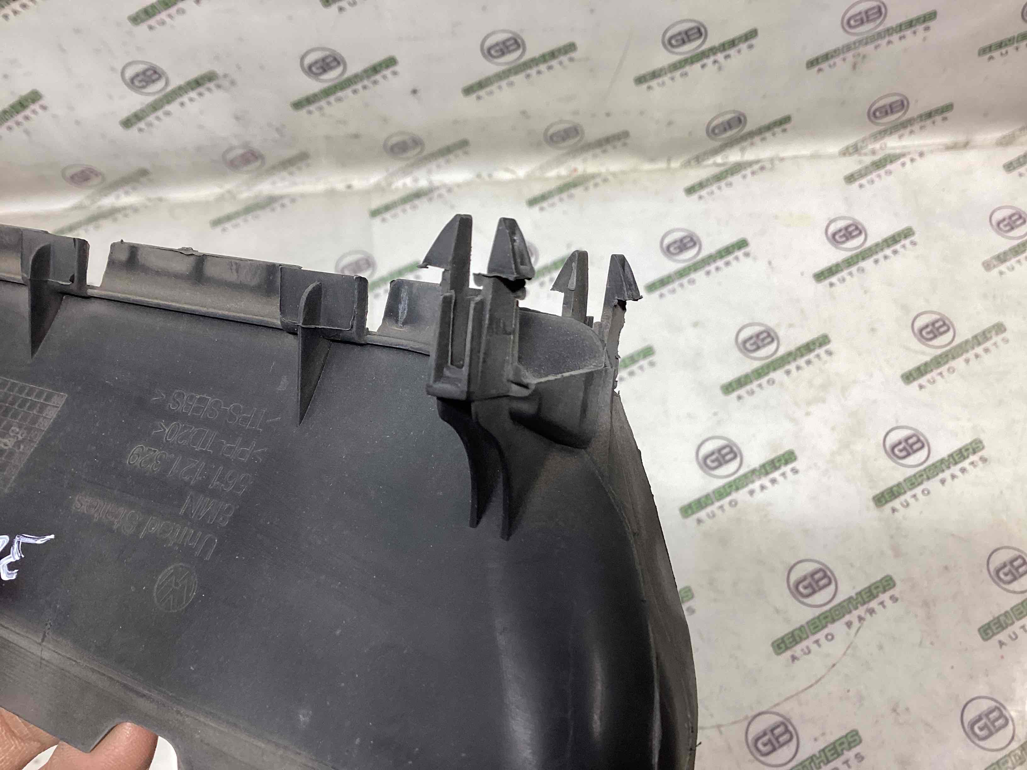 Дефлектор обдува радіатора