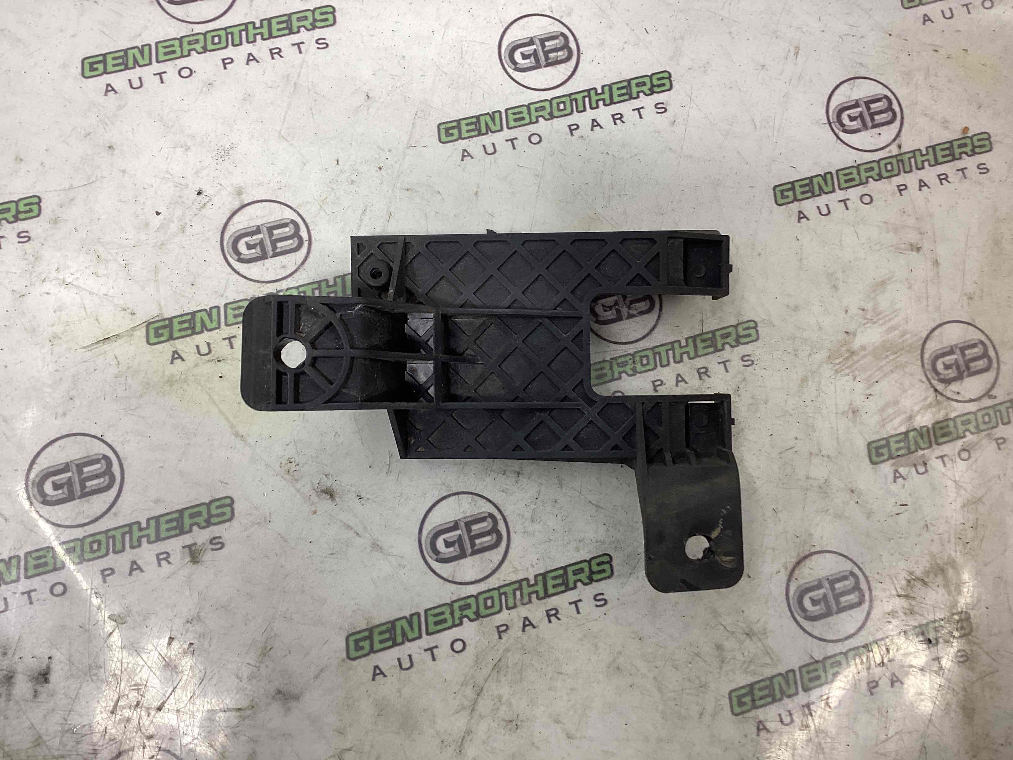 Датчик сліпої зони, кріплення датчика