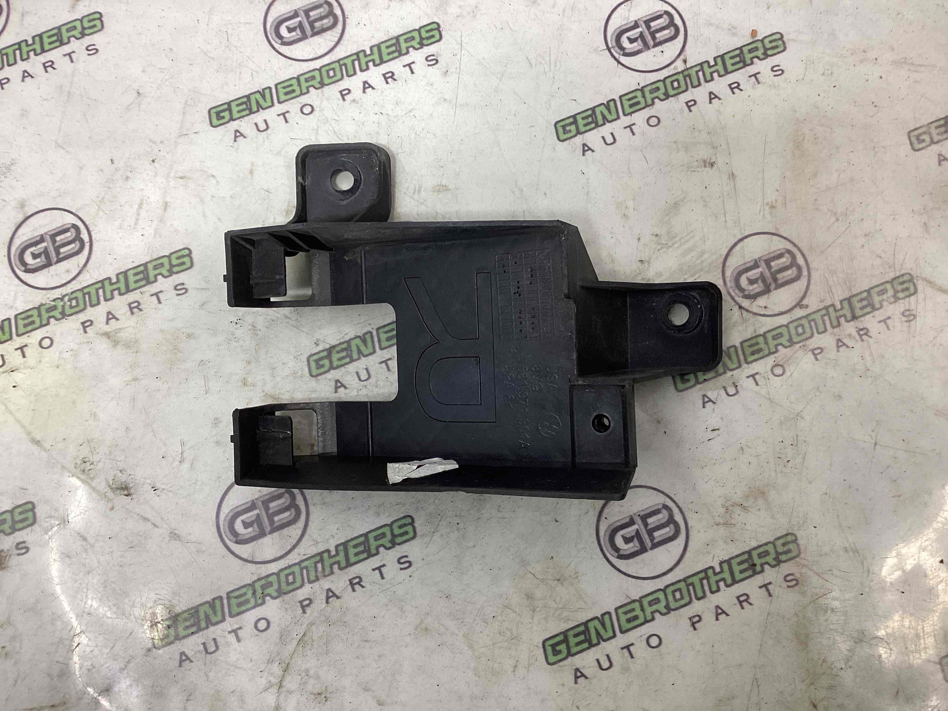 Датчик сліпої зони, кріплення датчика