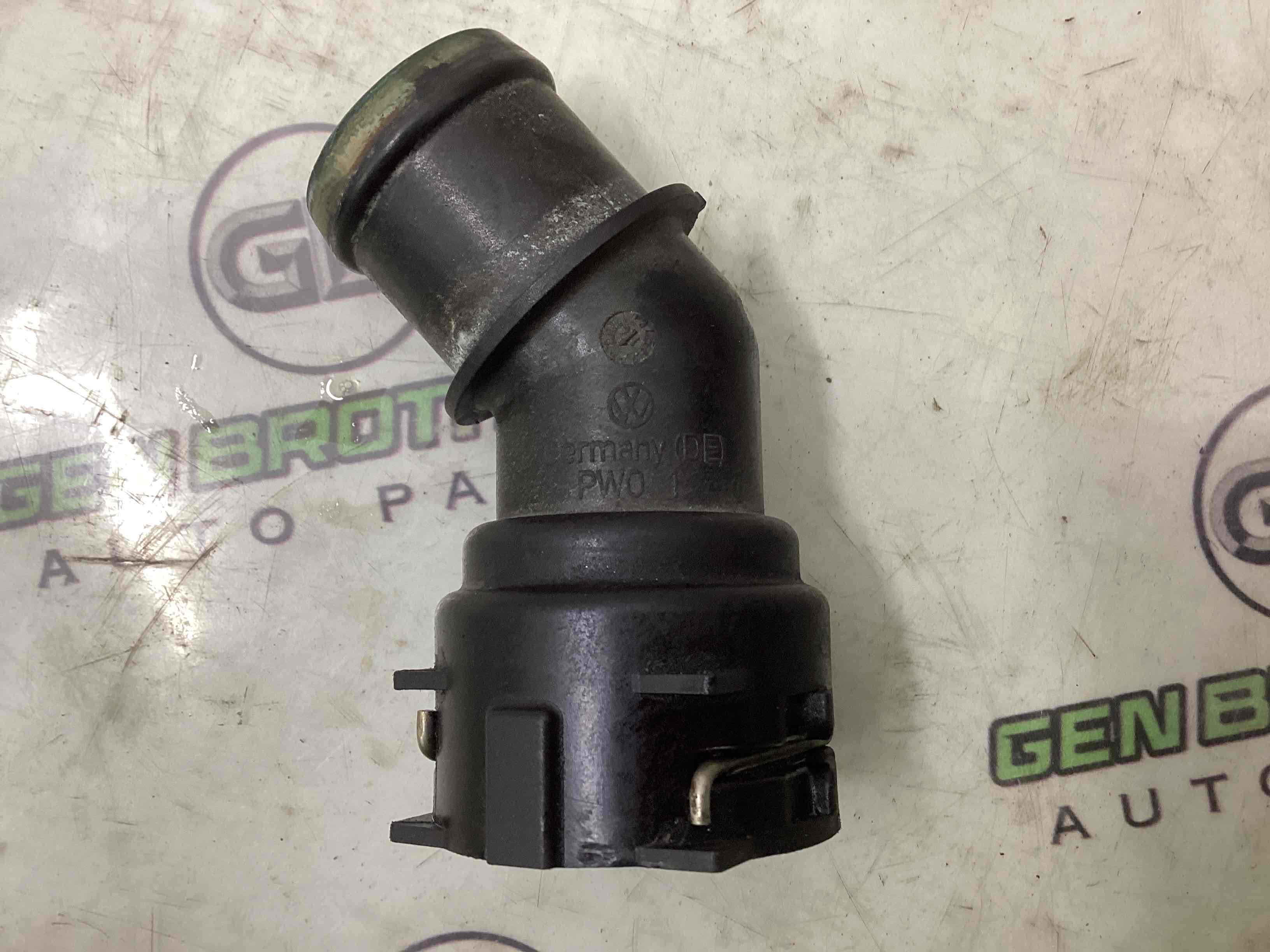 Фланець системи охолодження