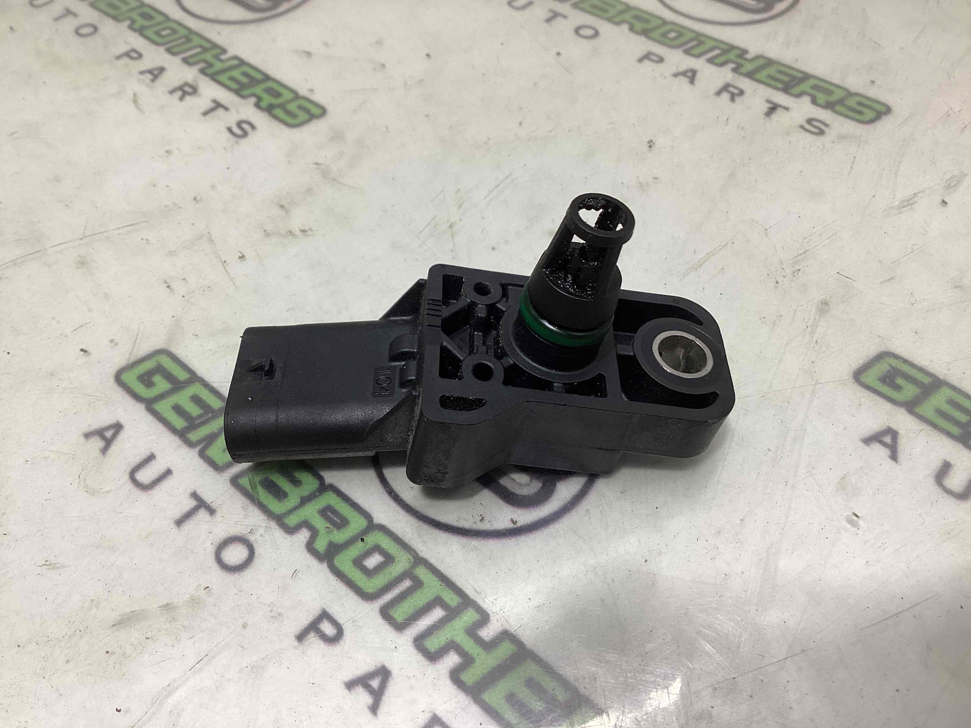 Датчик тиску у впускному колекторі