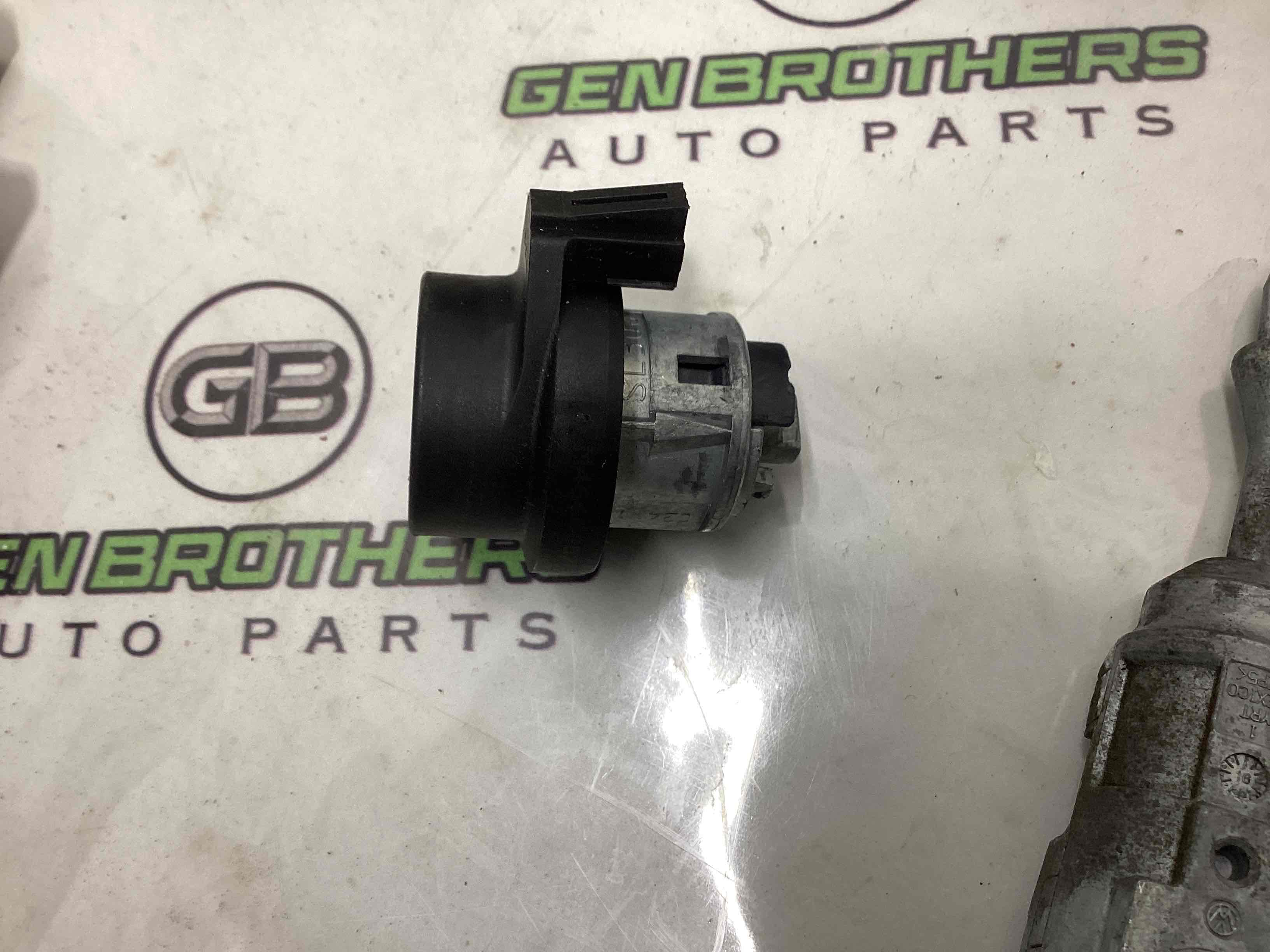 Щиток приладів панель приладів