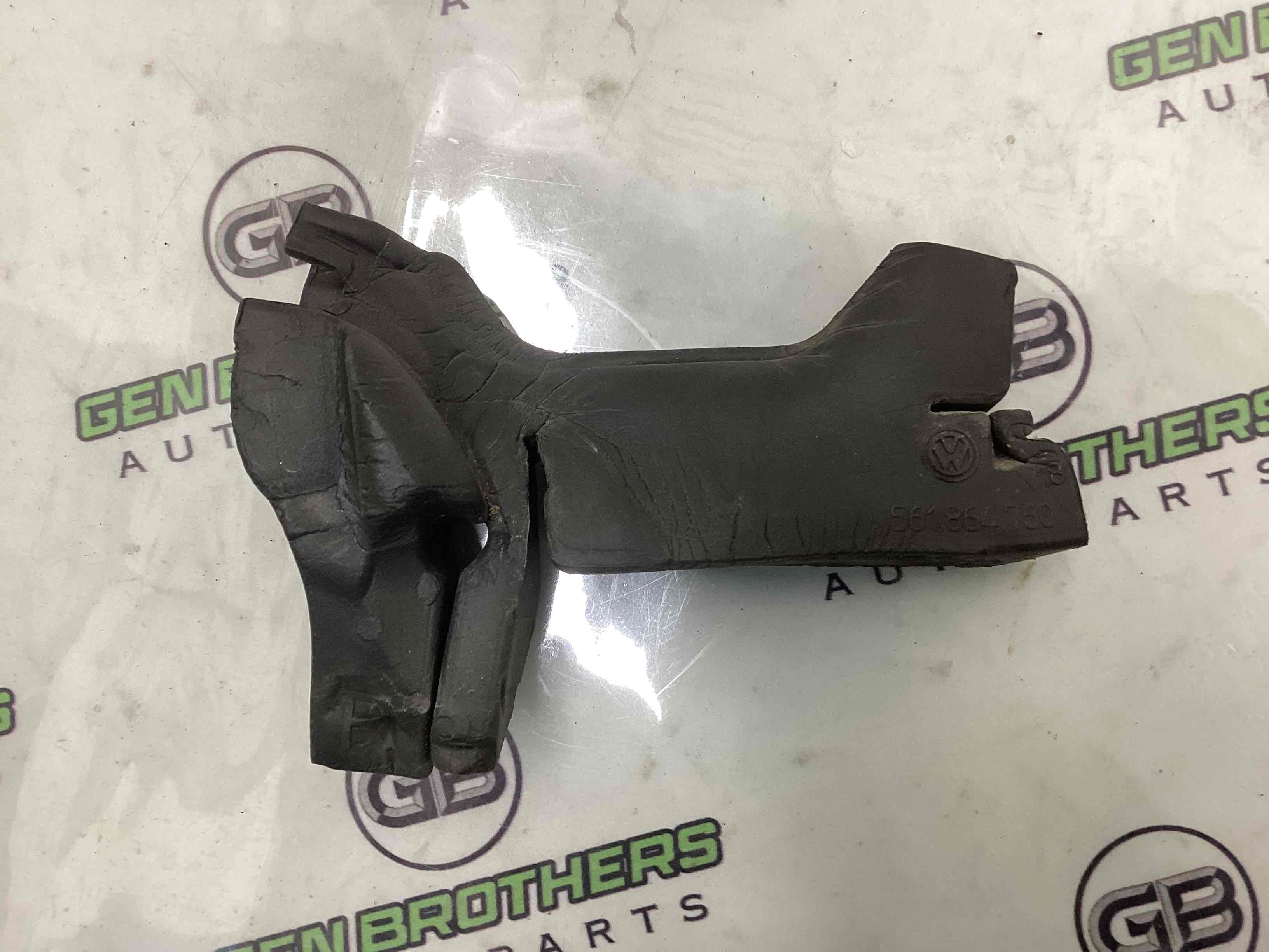 Ізолятор крила, ущільнювач та повітропровід крила