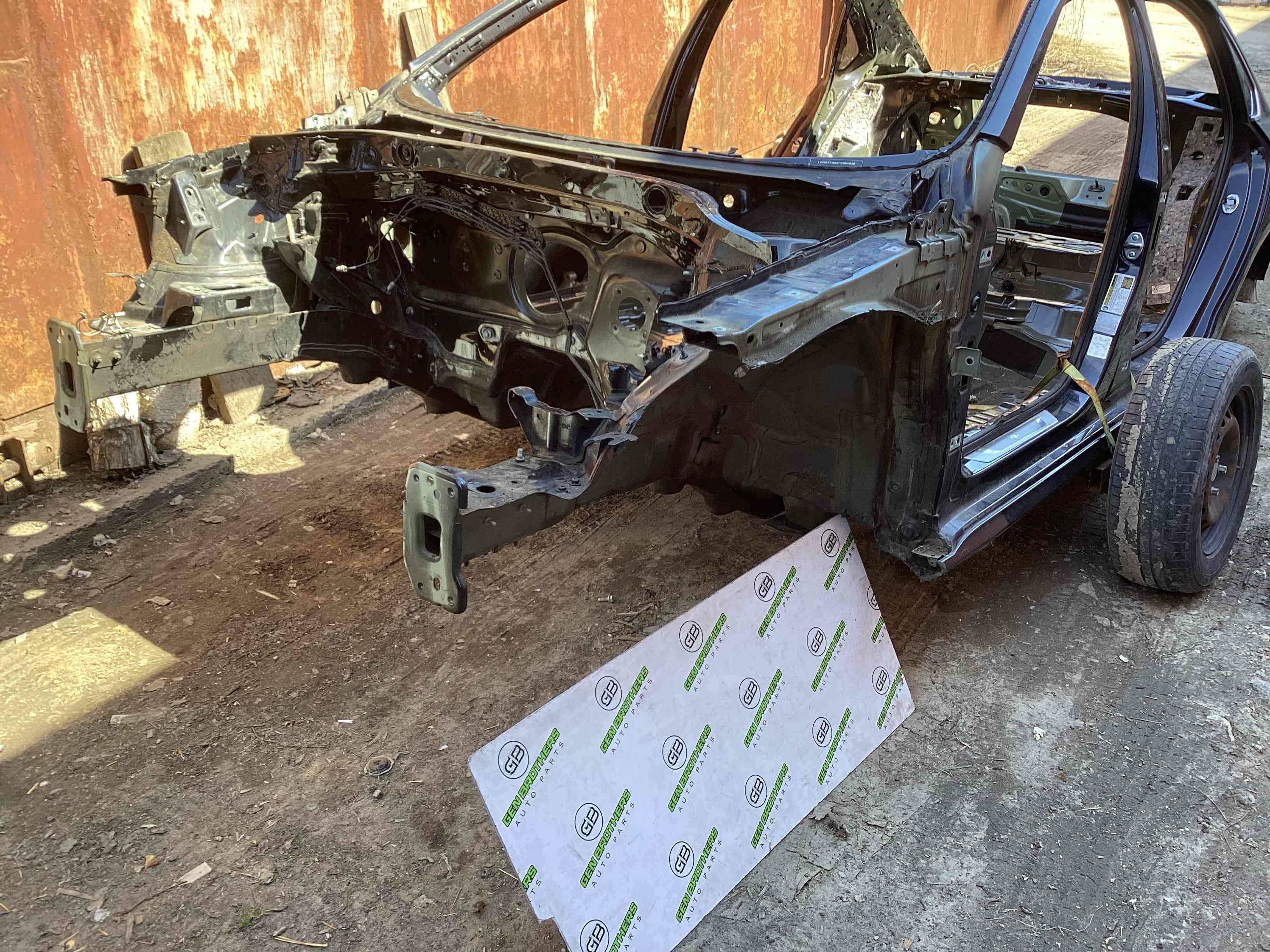 Чверть передня ліва