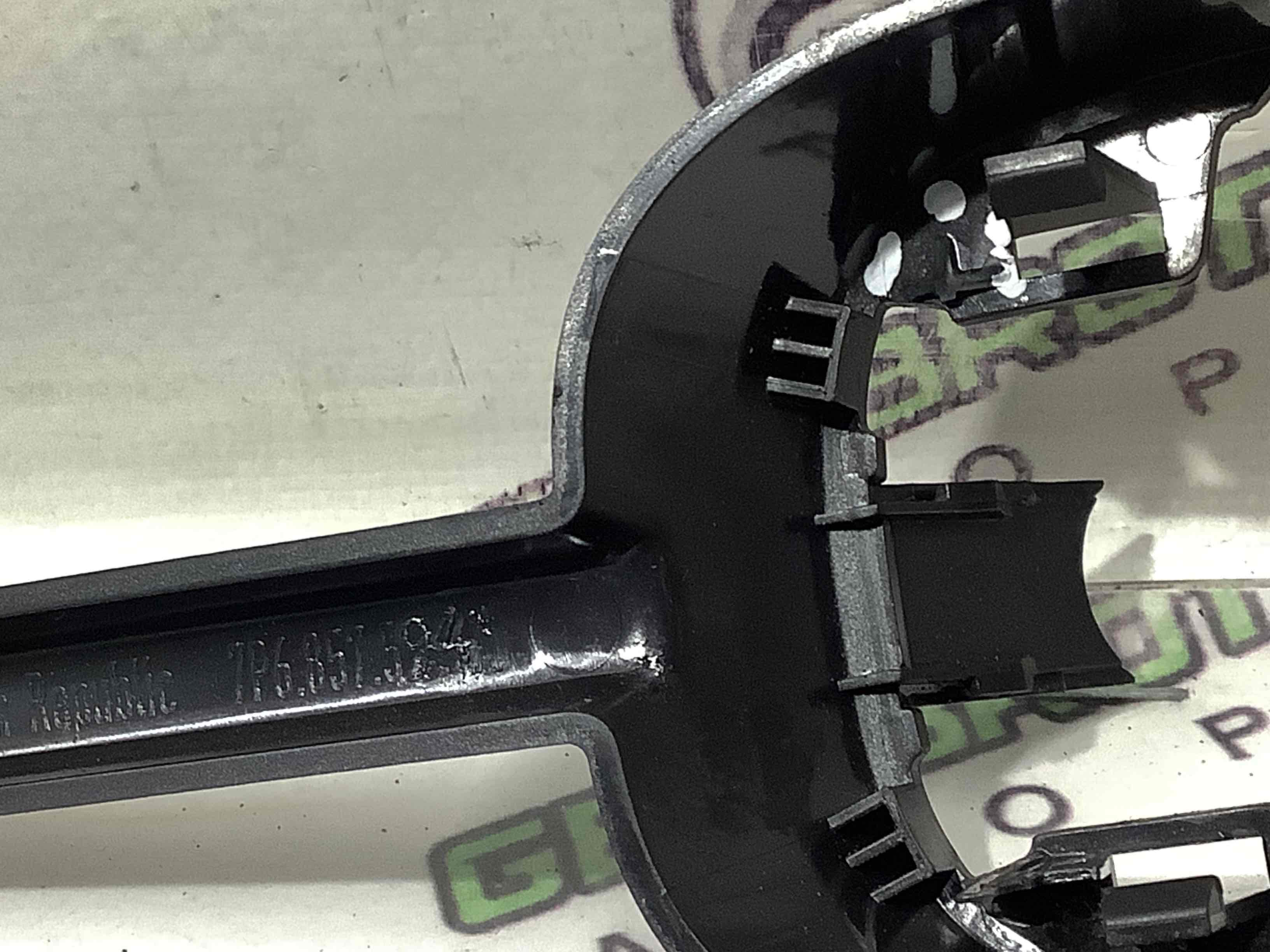 Дзеркало салону, корпус, кріплення, накладка