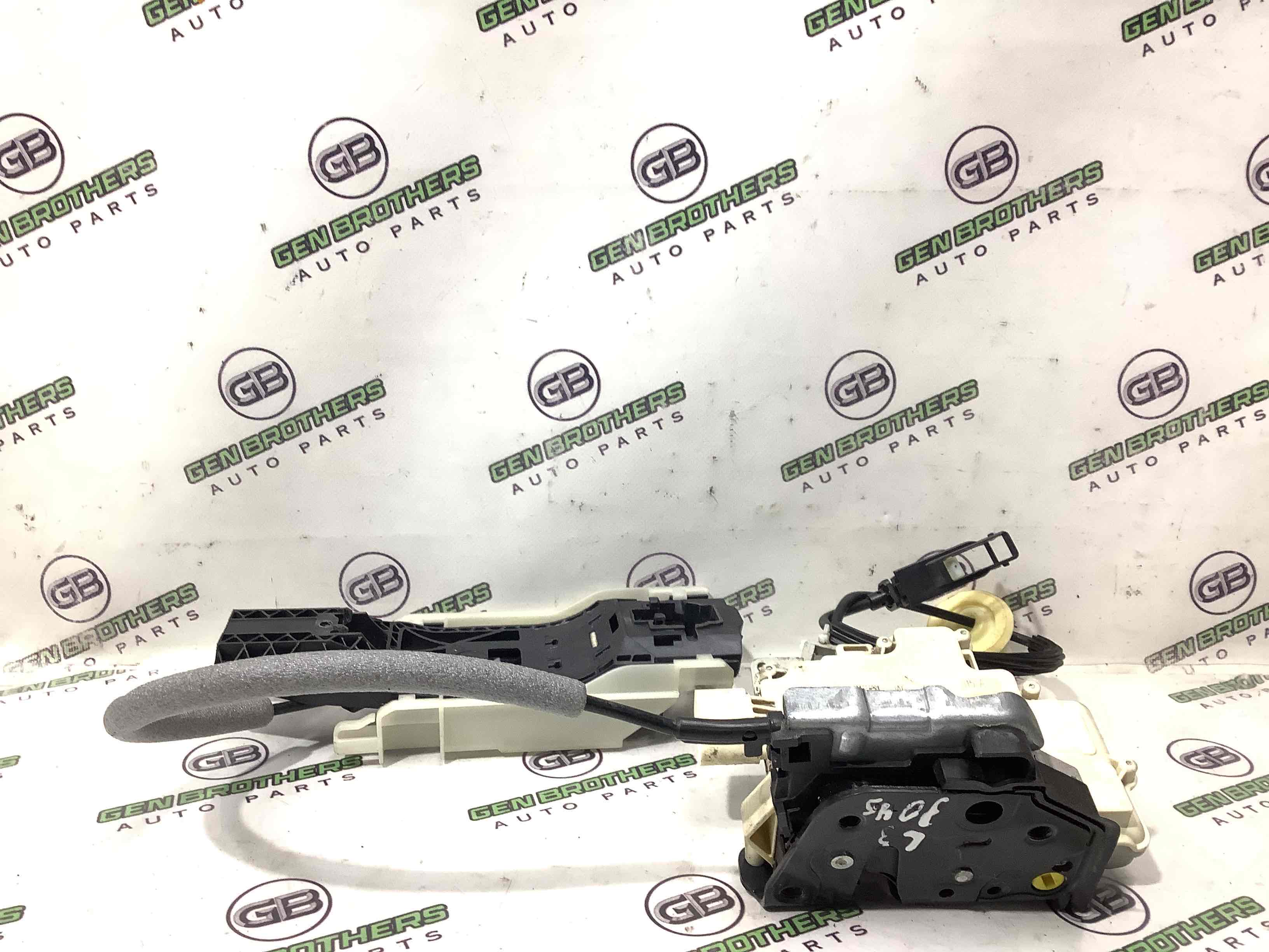 Замок дверей задньої лівої