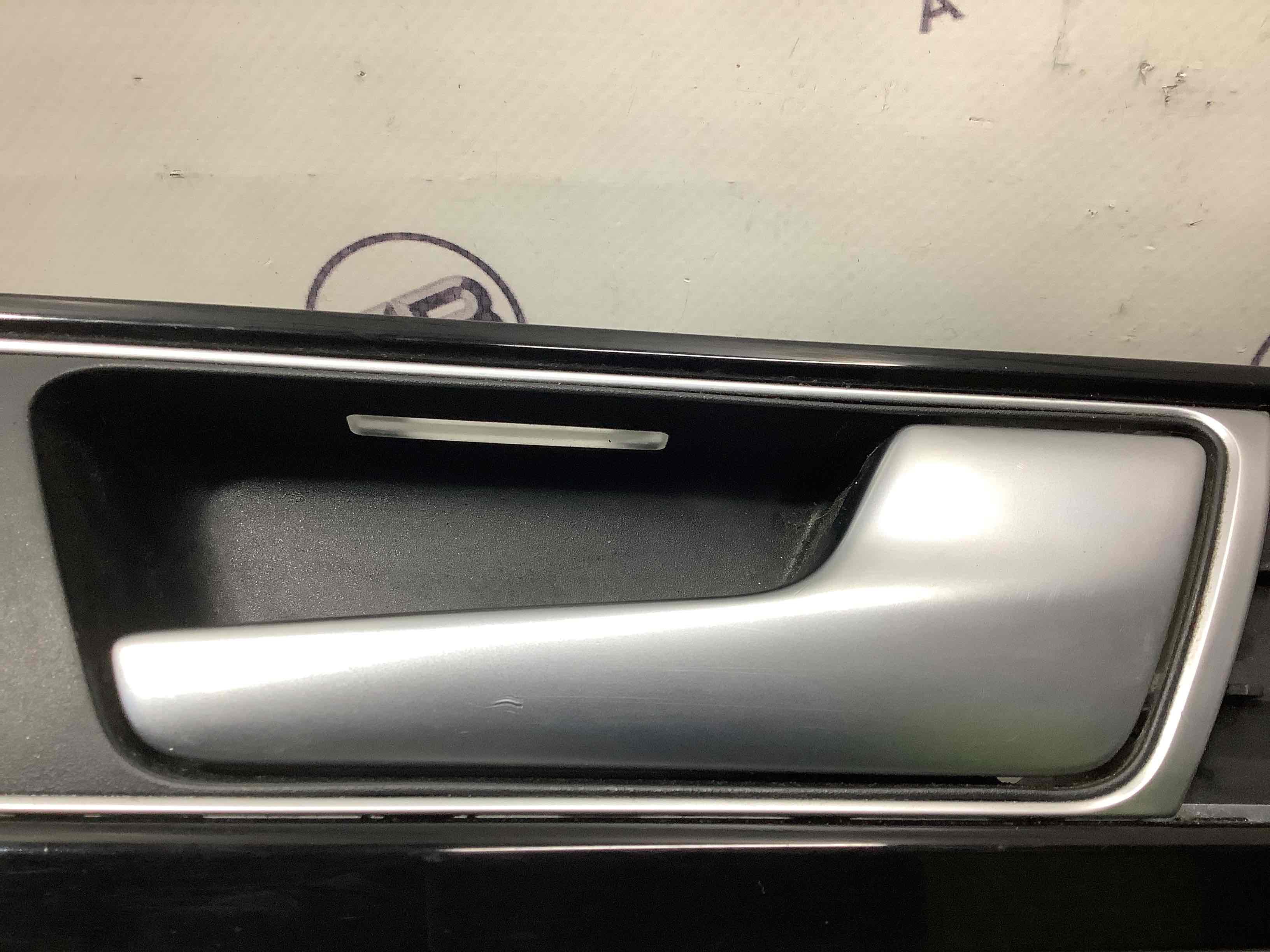 Ручка дверей салону внутрішня, поручень