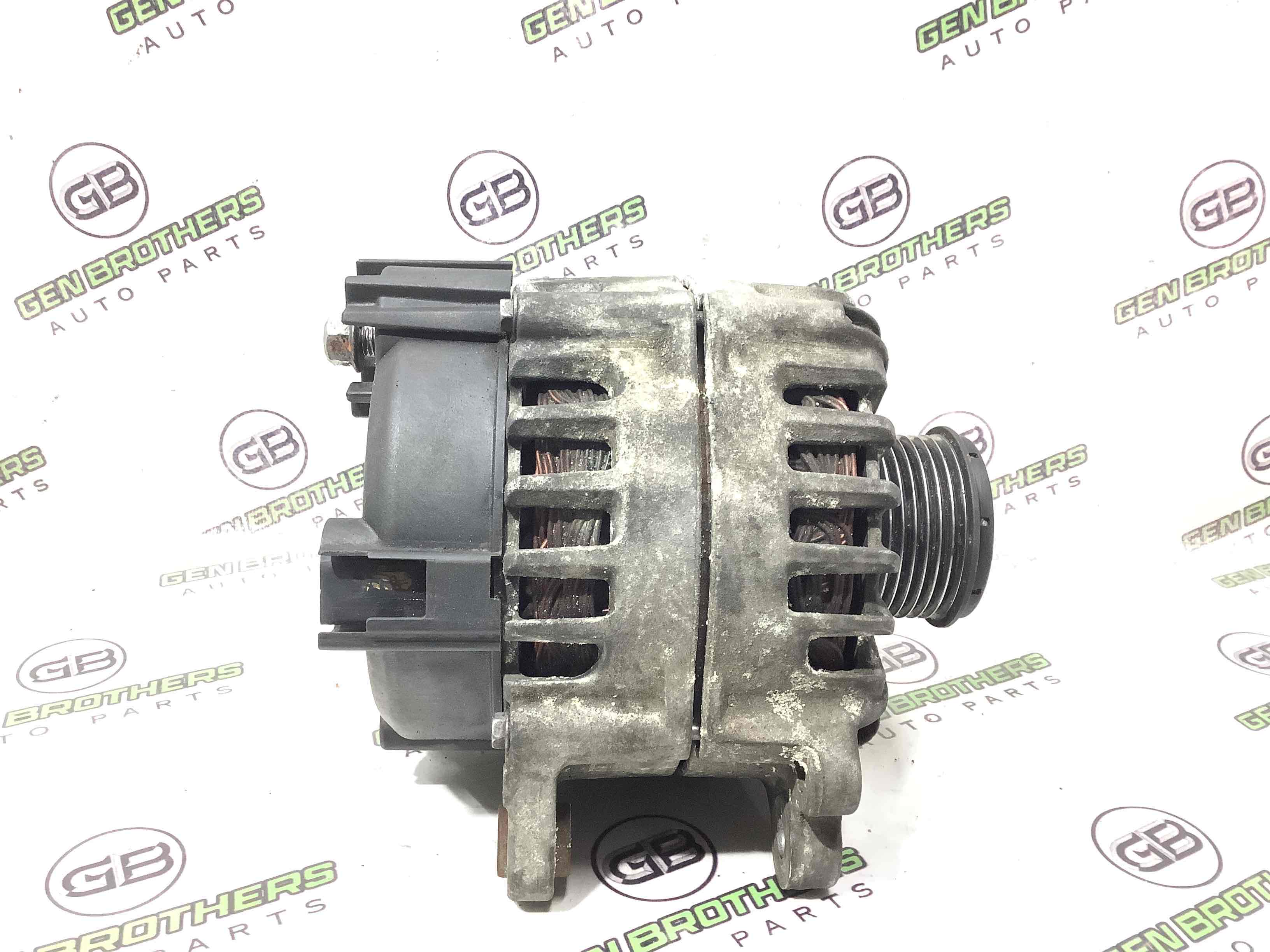 Генератор, кронштейн генератора