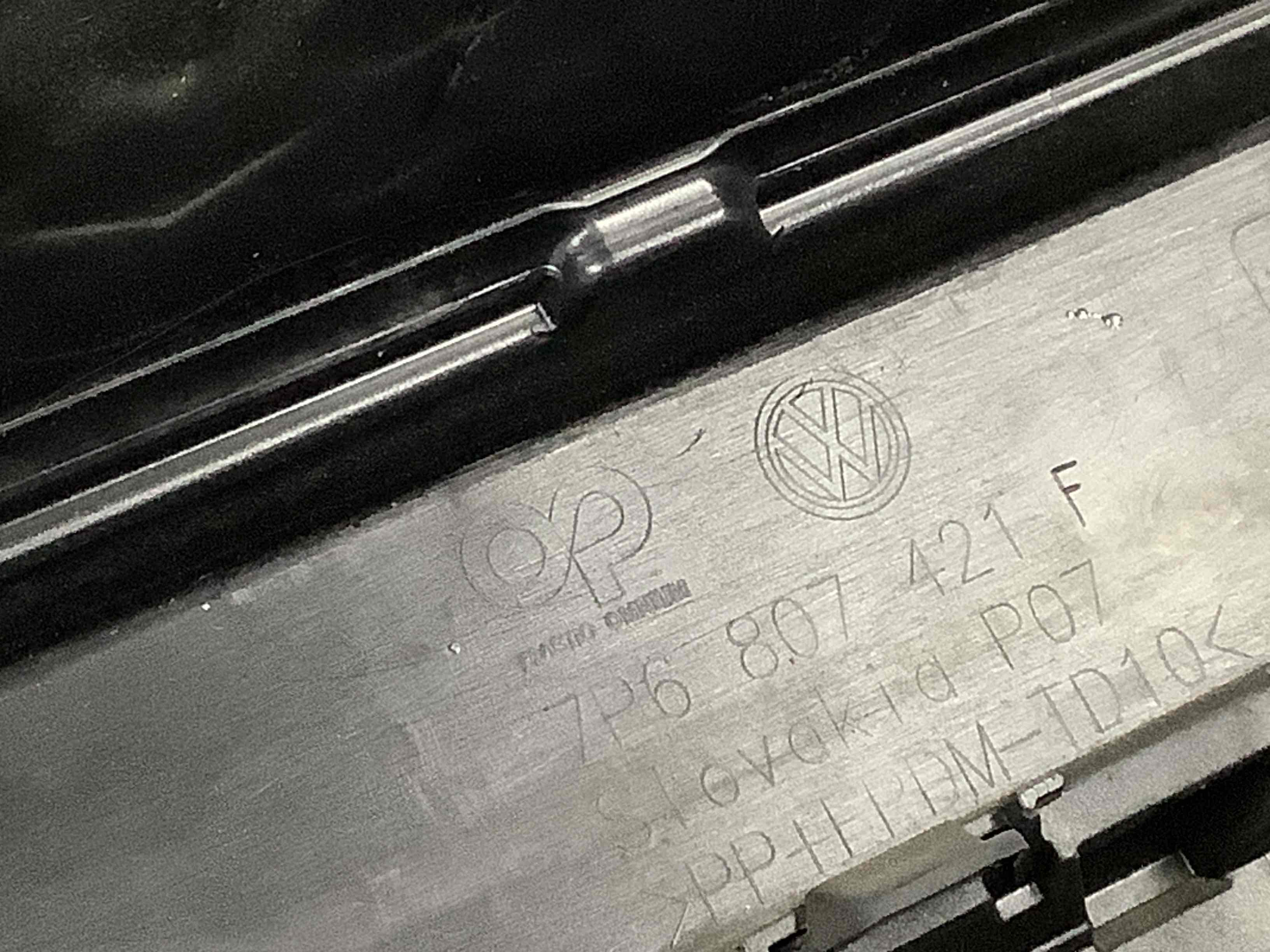 Бампер задній