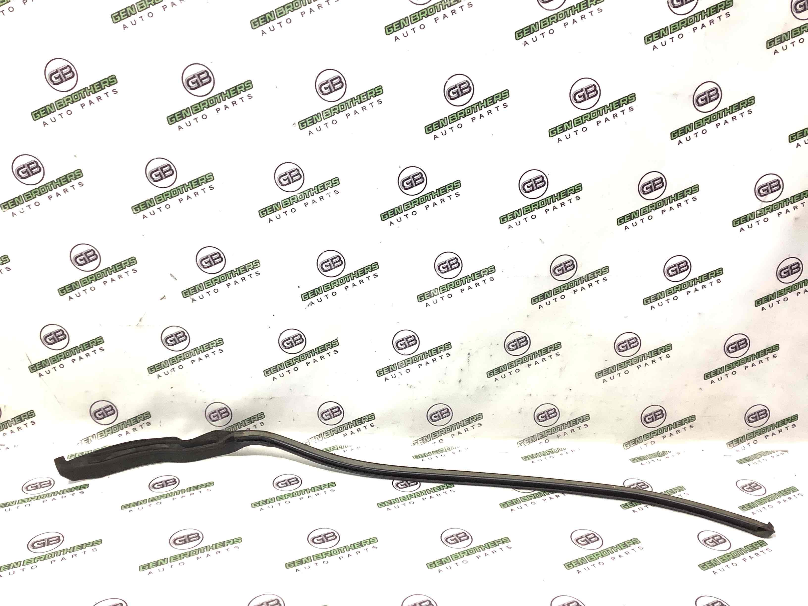 Ущільнювач скла, двері