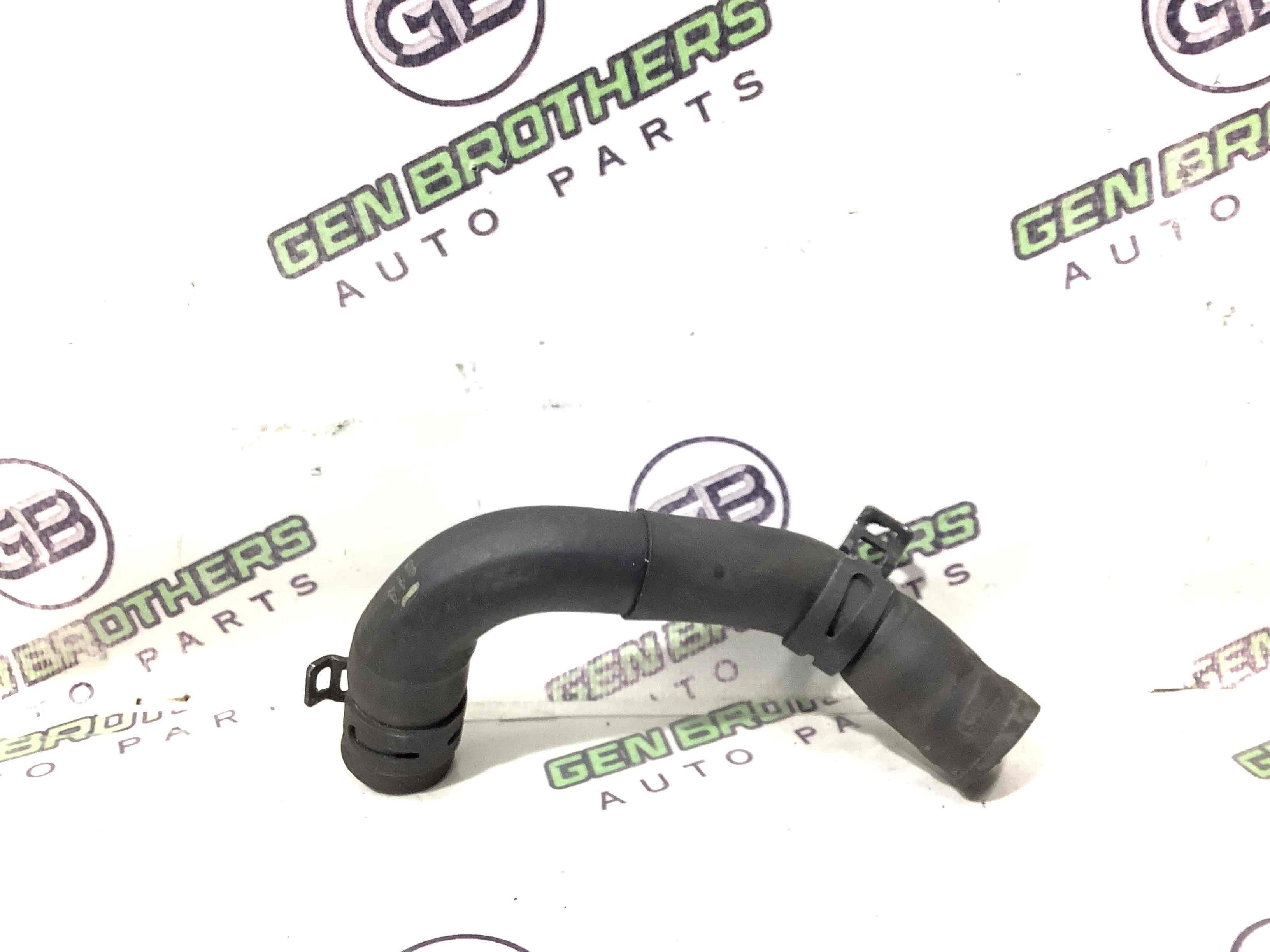 Патрубок трубопровід, шланг