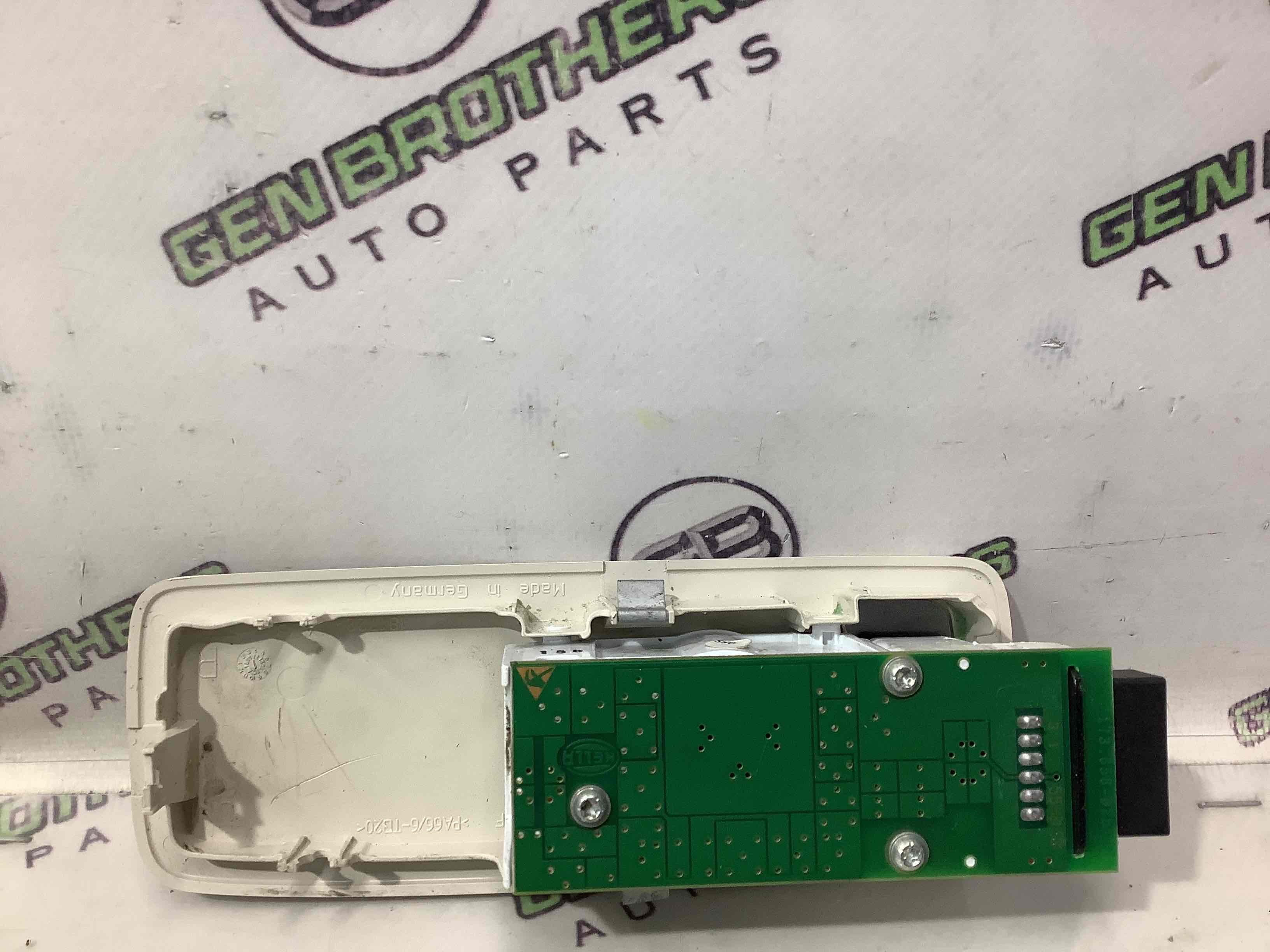 Ліхтар салонний, плафон