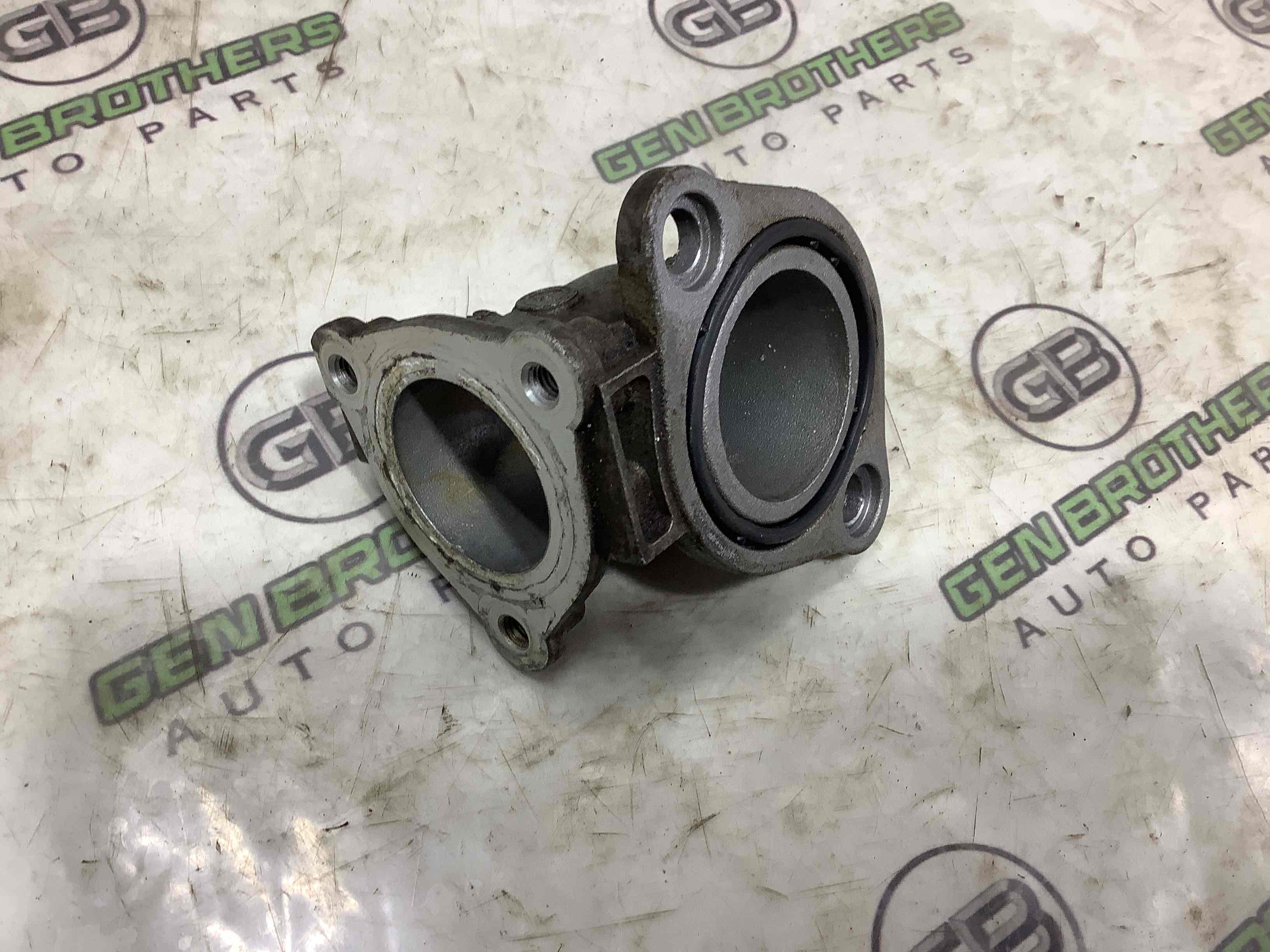 Фланець системи охолодження