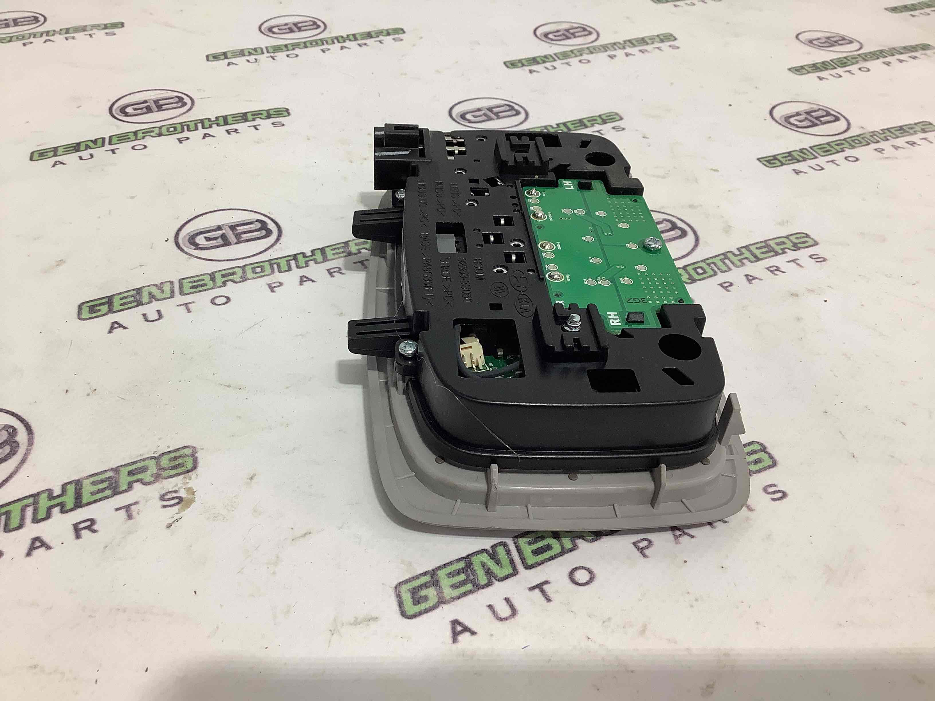 Фонарь салонный, плафон